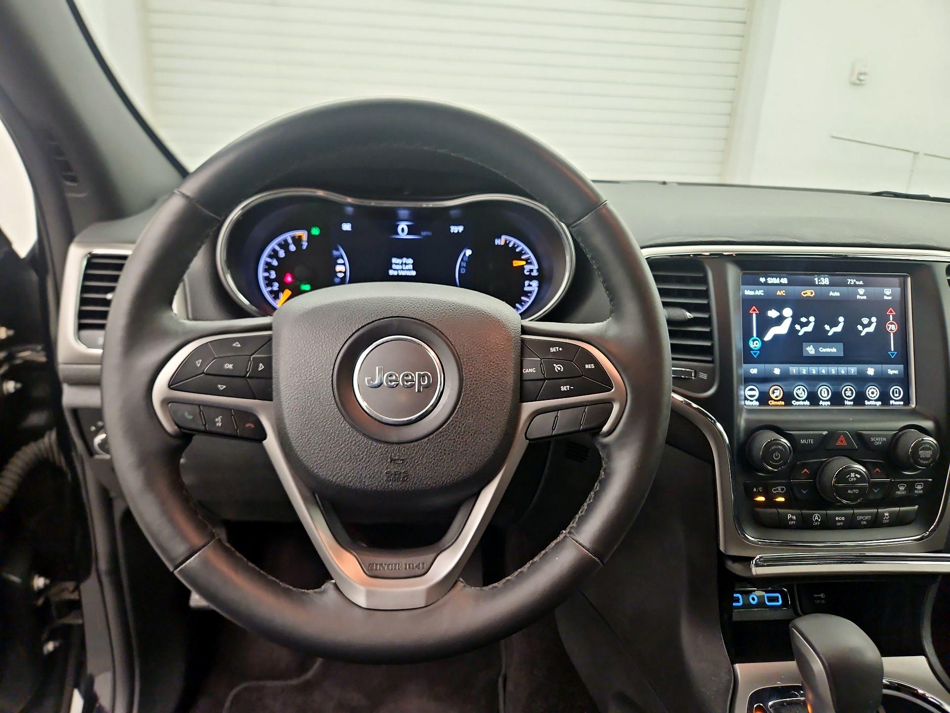 Thumbnail: 2018 Jeep Grand Cherokee - 9
