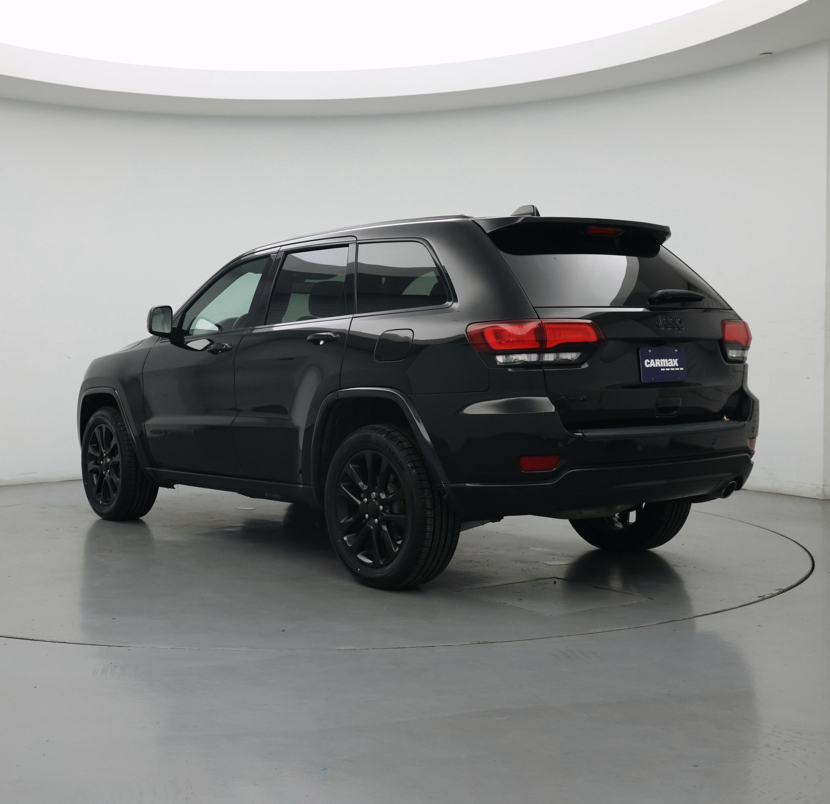 Thumbnail: 2018 Jeep Grand Cherokee - 2