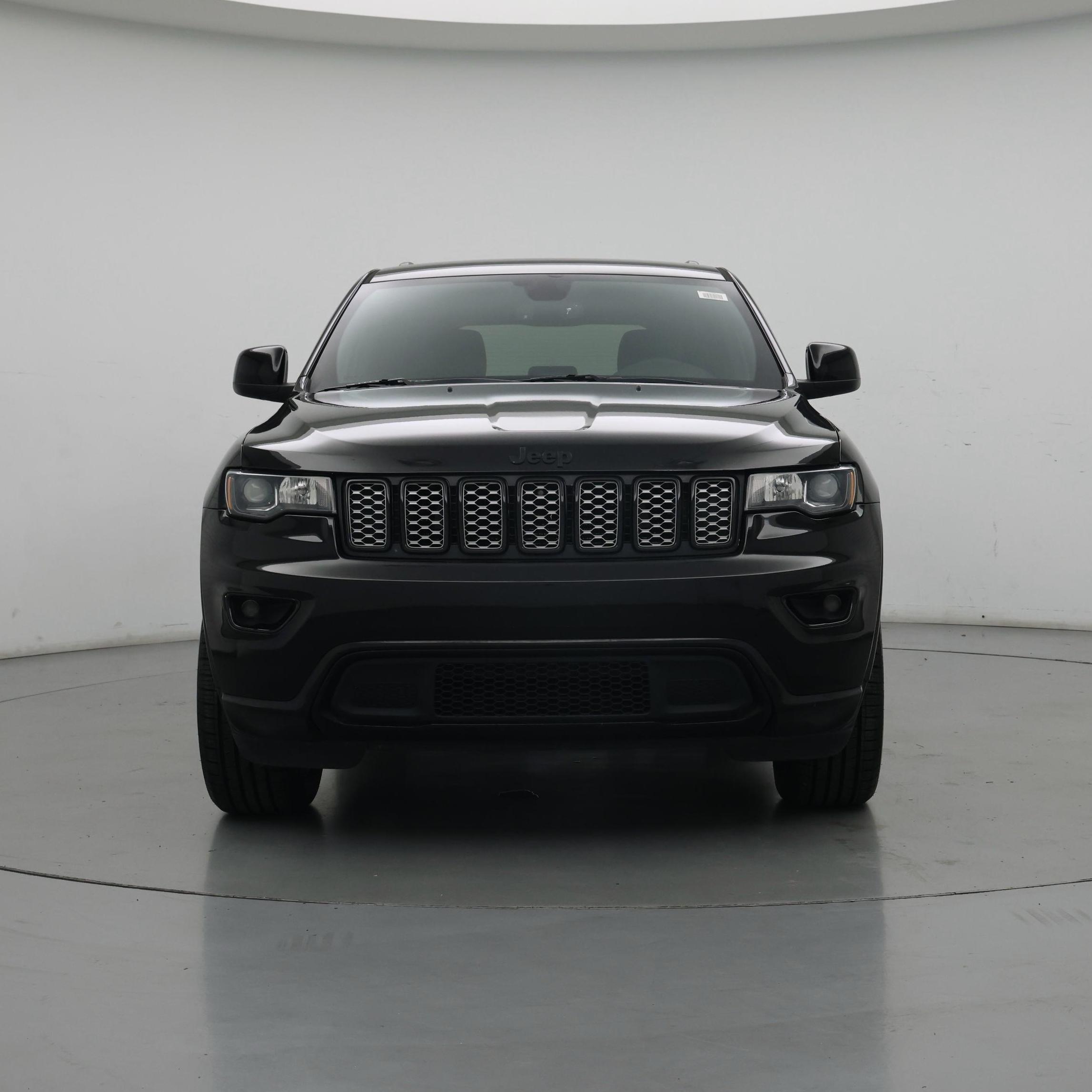Thumbnail: 2018 Jeep Grand Cherokee - 5