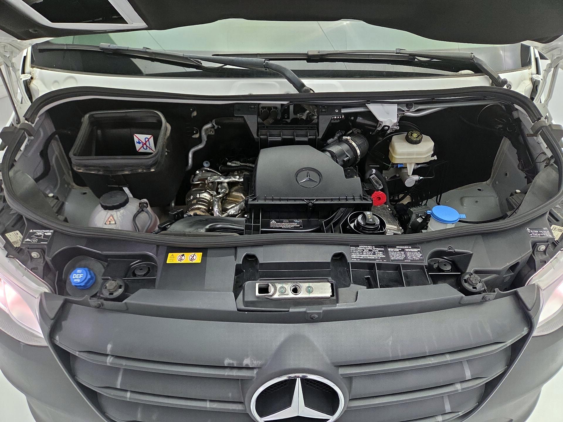Thumbnail: 2023 Mercedes-Benz Sprinter - 17