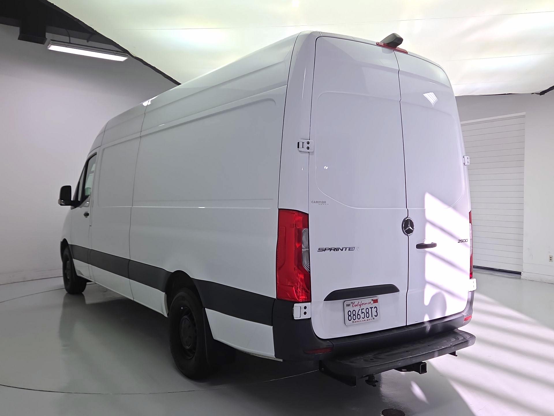 Thumbnail: 2023 Mercedes-Benz Sprinter - 7