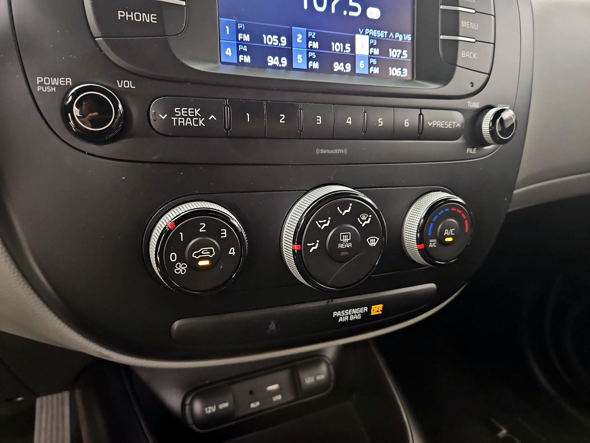 Thumbnail: 2018 Kia Soul - 15