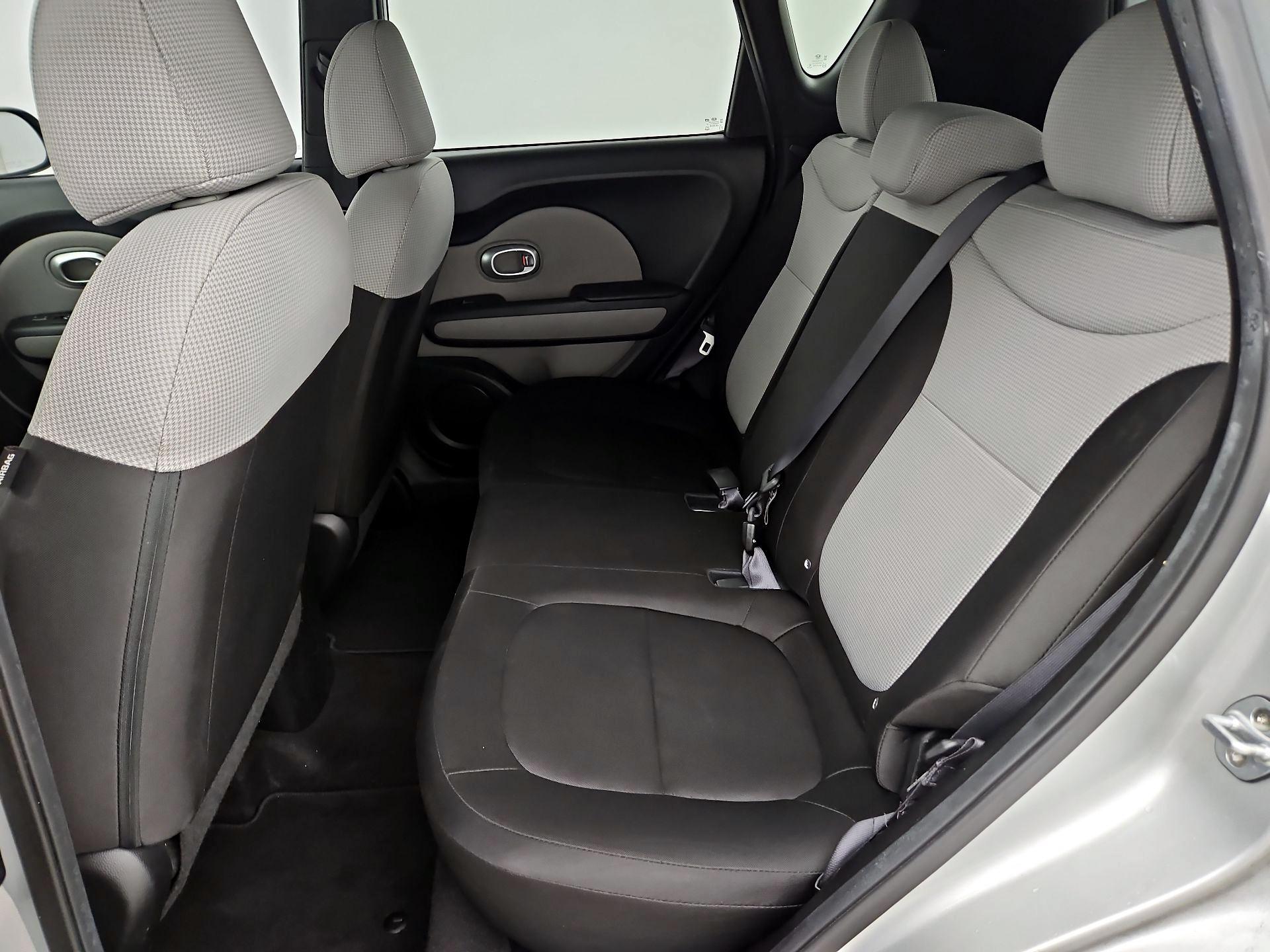 Thumbnail: 2018 Kia Soul - 18