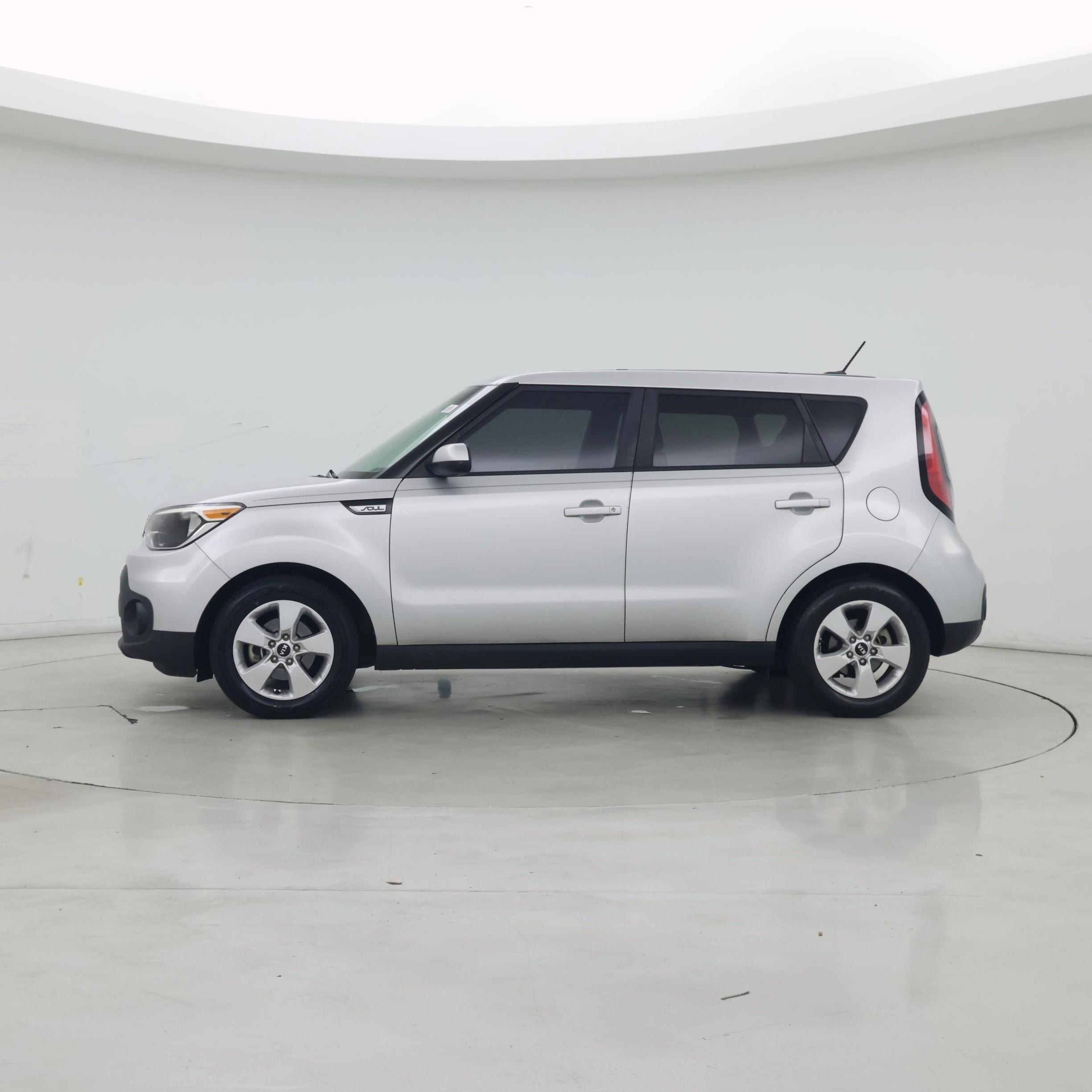 Thumbnail: 2018 Kia Soul - 3