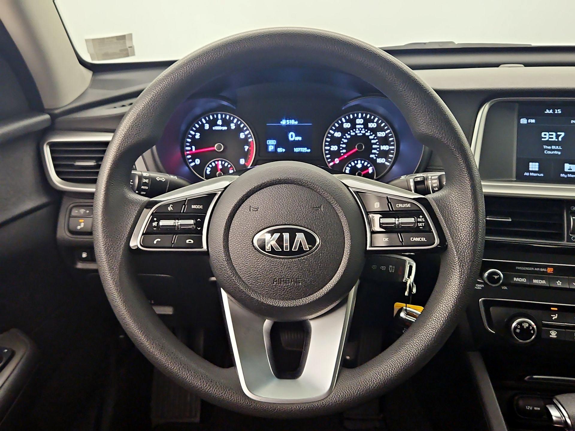 Thumbnail: 2020 Kia Optima - 10