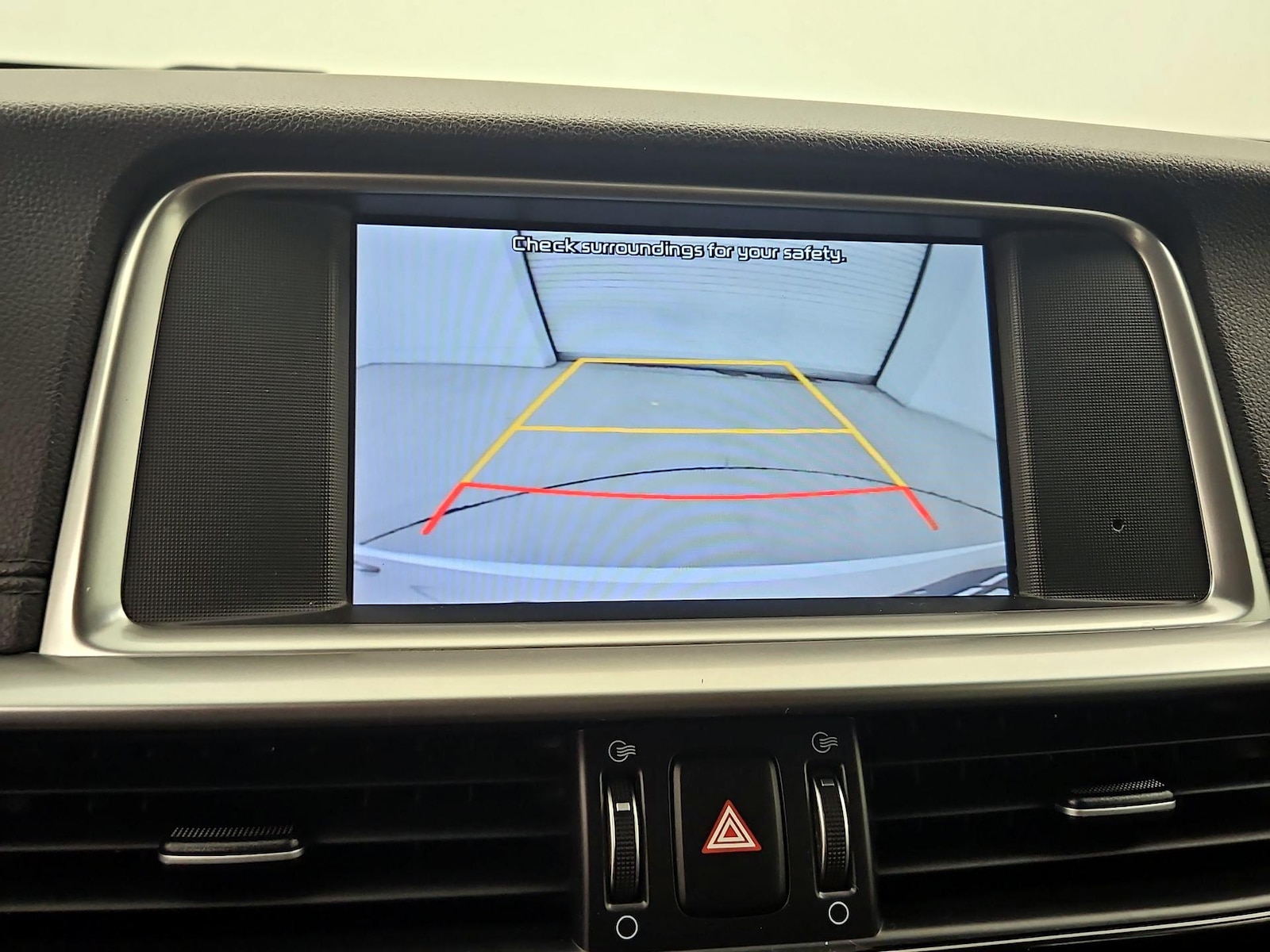 2020 Kia Optima LX - Photo 15