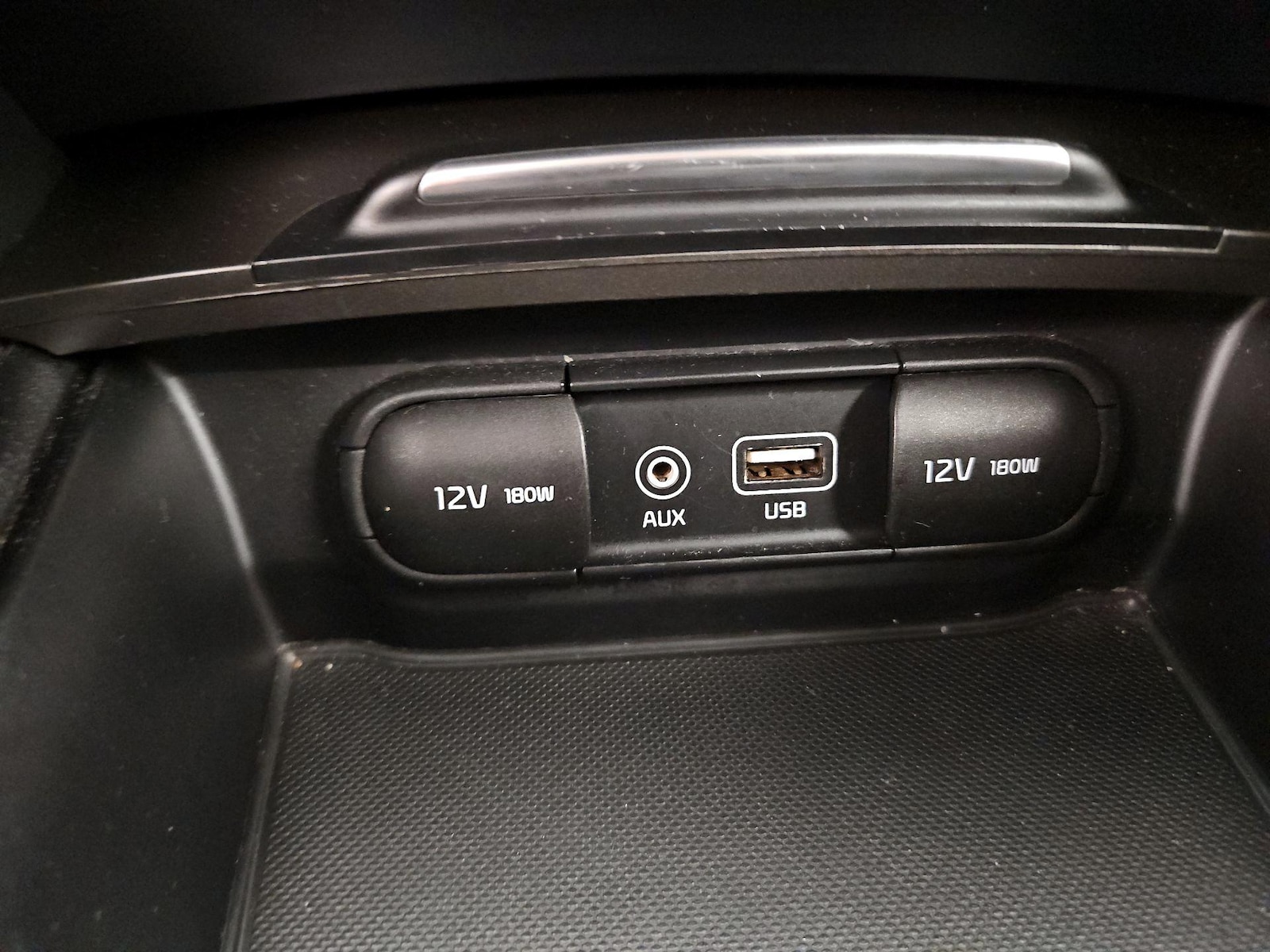 2020 Kia Optima LX - Photo 19