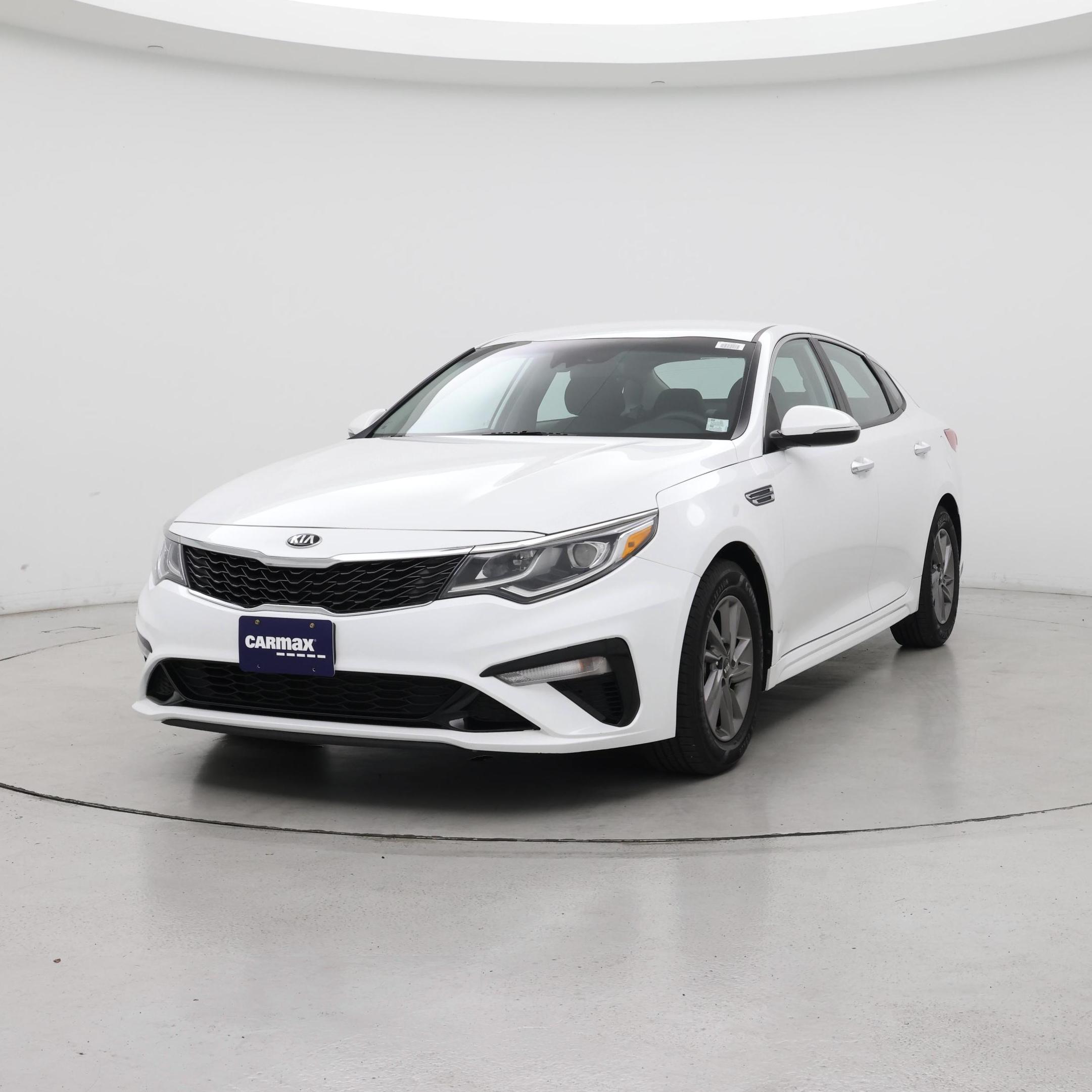 Thumbnail: 2020 Kia Optima - 4