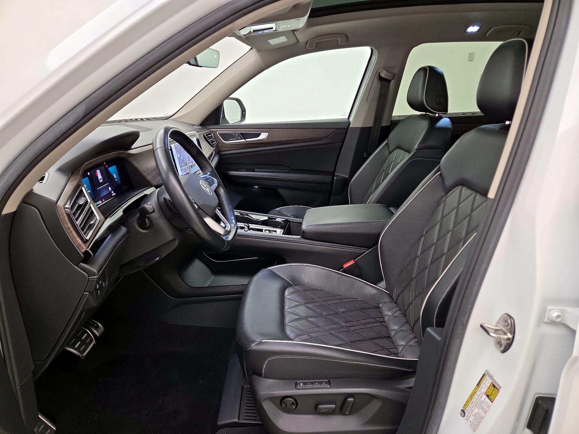 Thumbnail: 2024 Volkswagen Atlas - 11