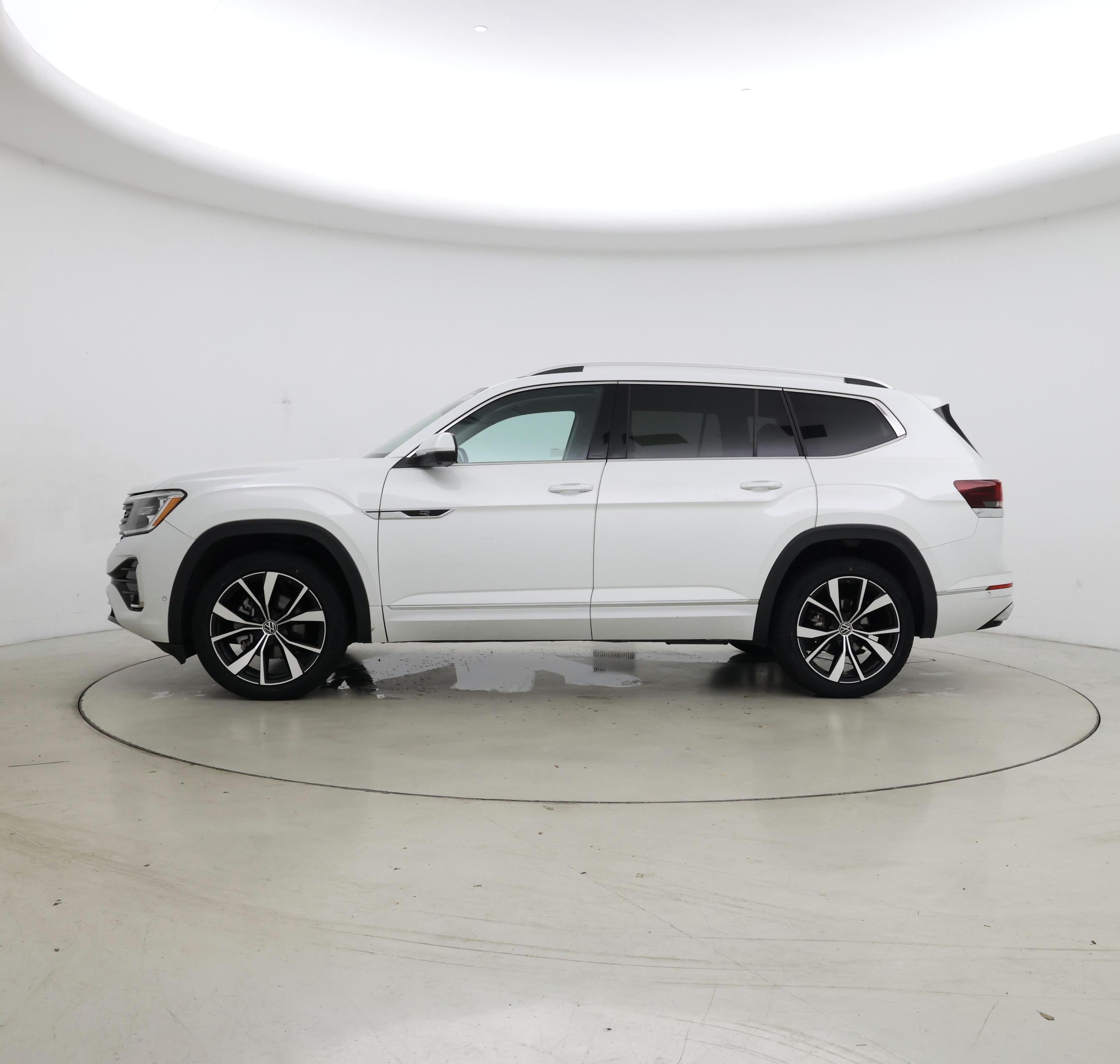 Thumbnail: 2024 Volkswagen Atlas - 3