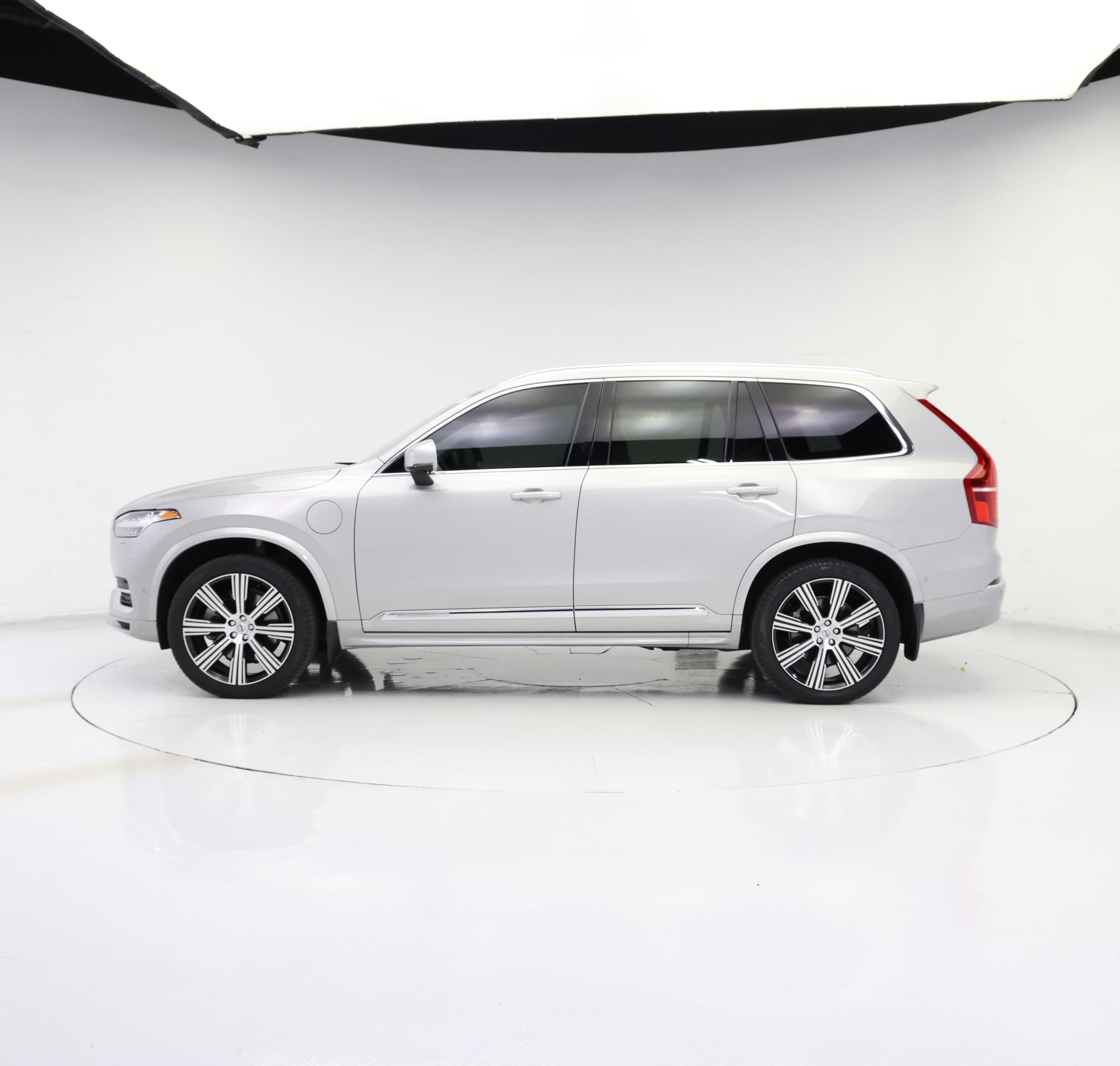 Thumbnail: 2023 Volvo XC90 - 3