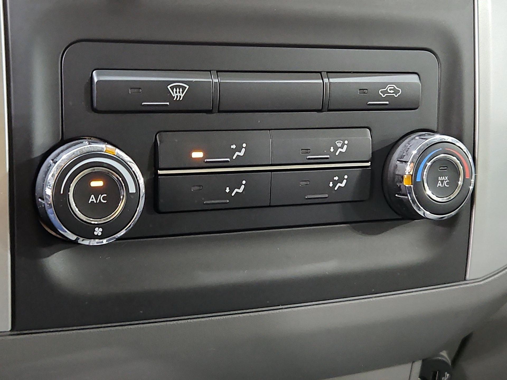 Thumbnail: 2020 Nissan Frontier - 16