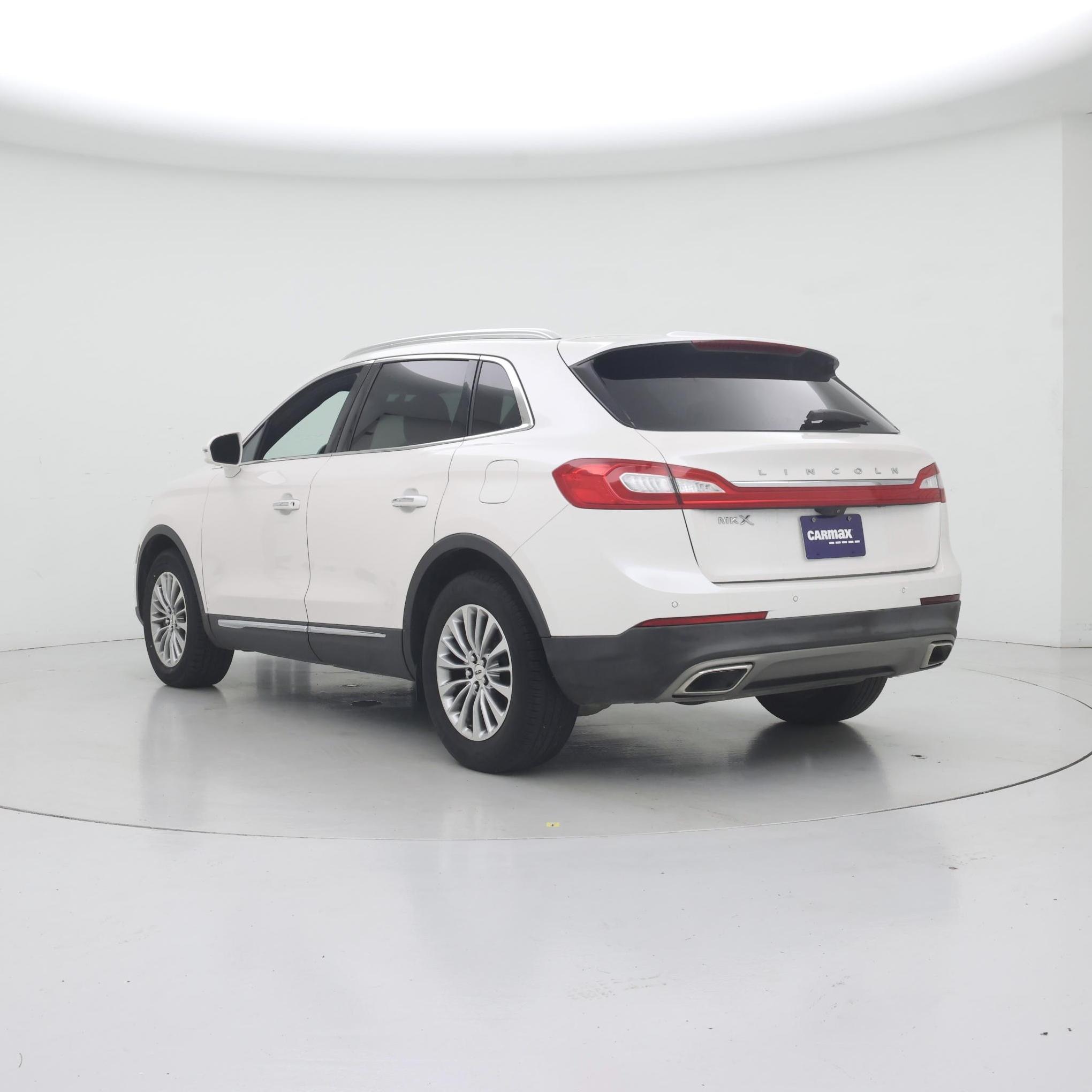 Thumbnail: 2018 Lincoln MKX - 2