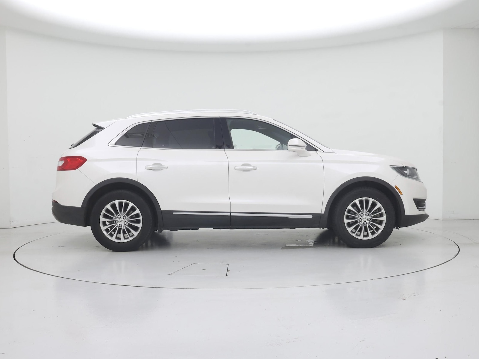 2018 Lincoln MKX Select - Photo 8