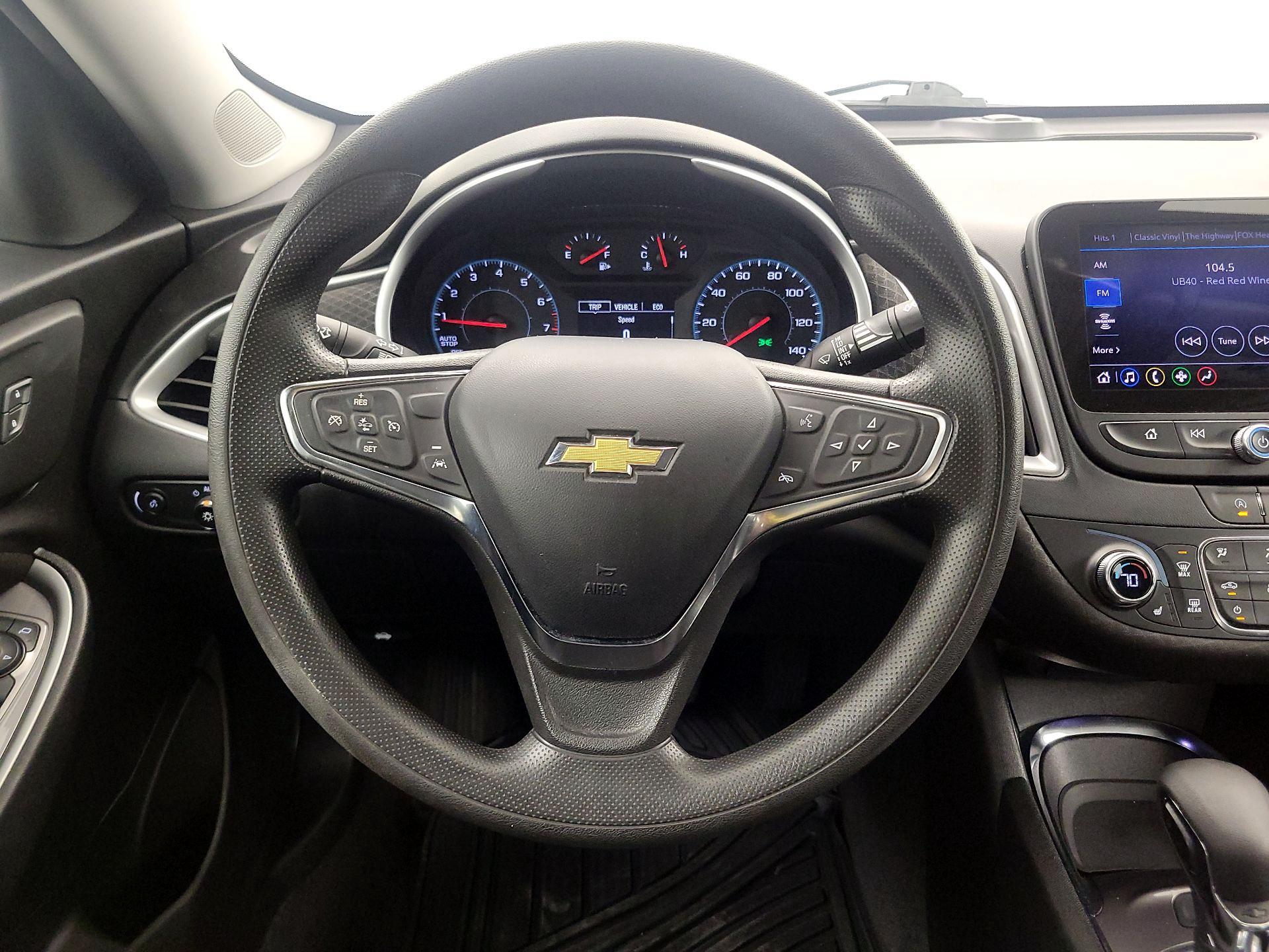 Thumbnail: 2023 Chevrolet Malibu - 10