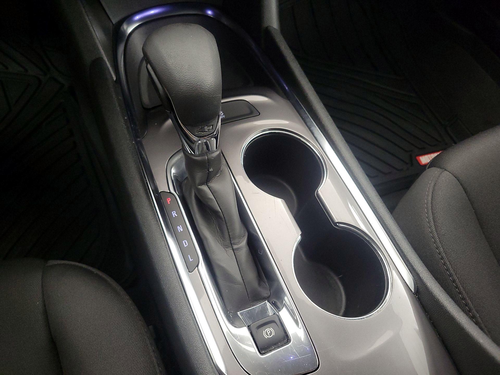 Thumbnail: 2023 Chevrolet Malibu - 17