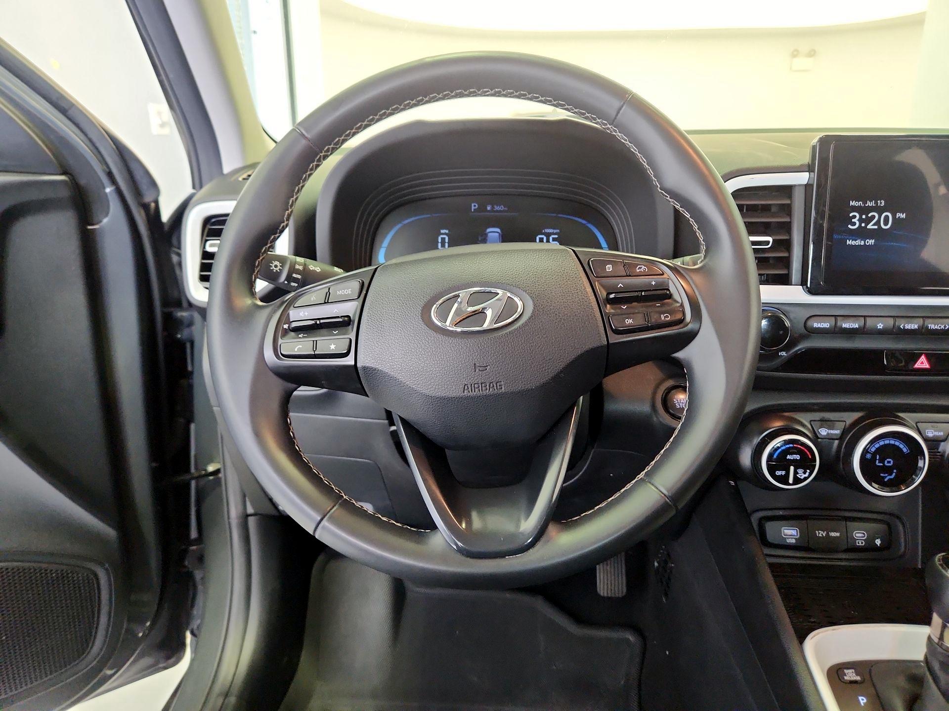 Thumbnail: 2024 Hyundai Venue - 10