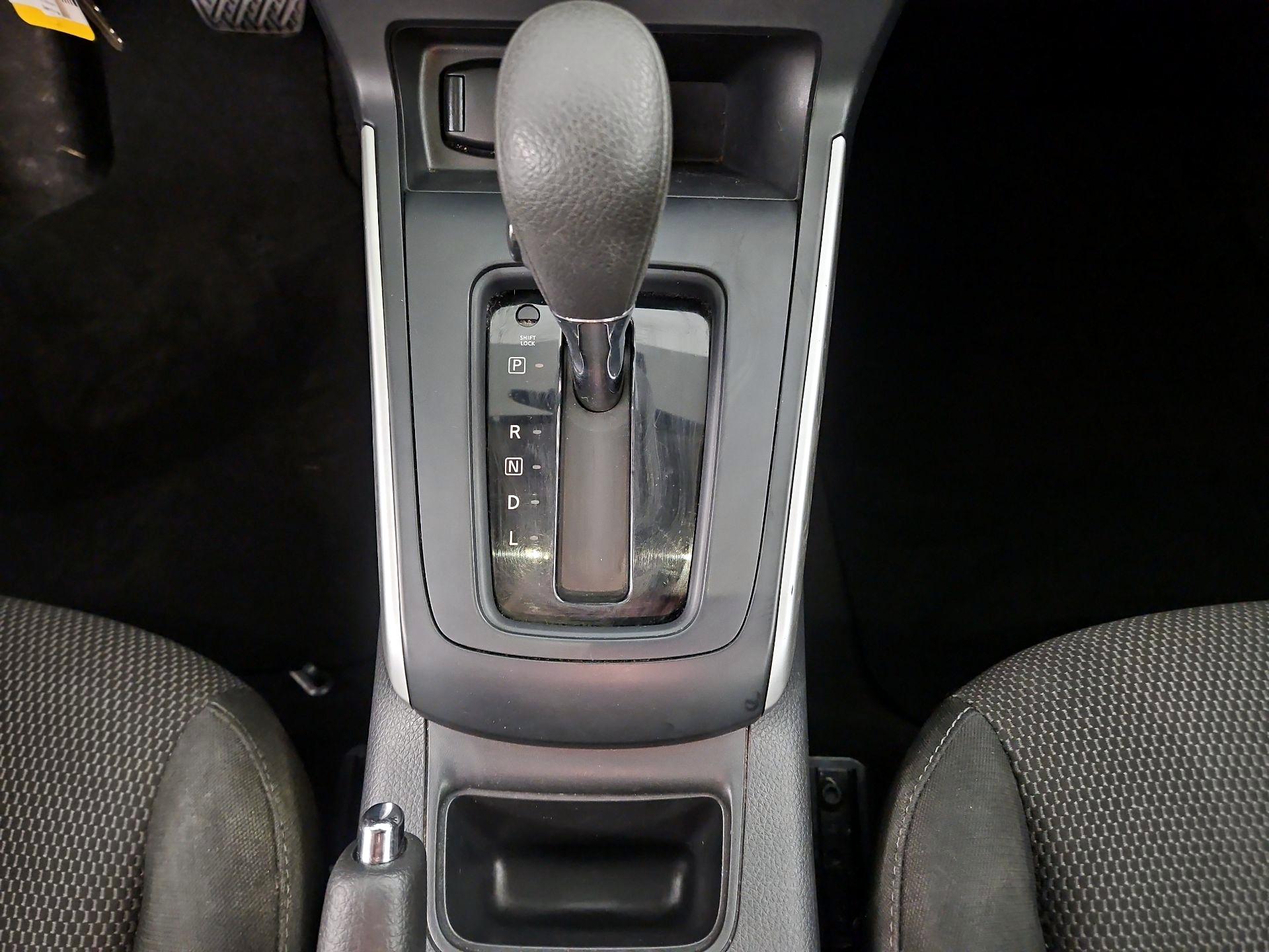 Thumbnail: 2018 Nissan Sentra - 15