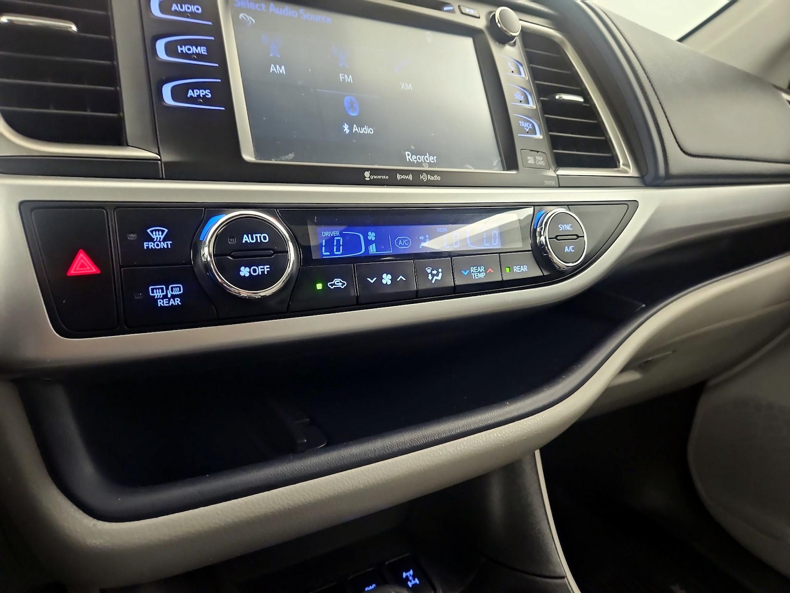 2016 Toyota Highlander XLE - Photo 15