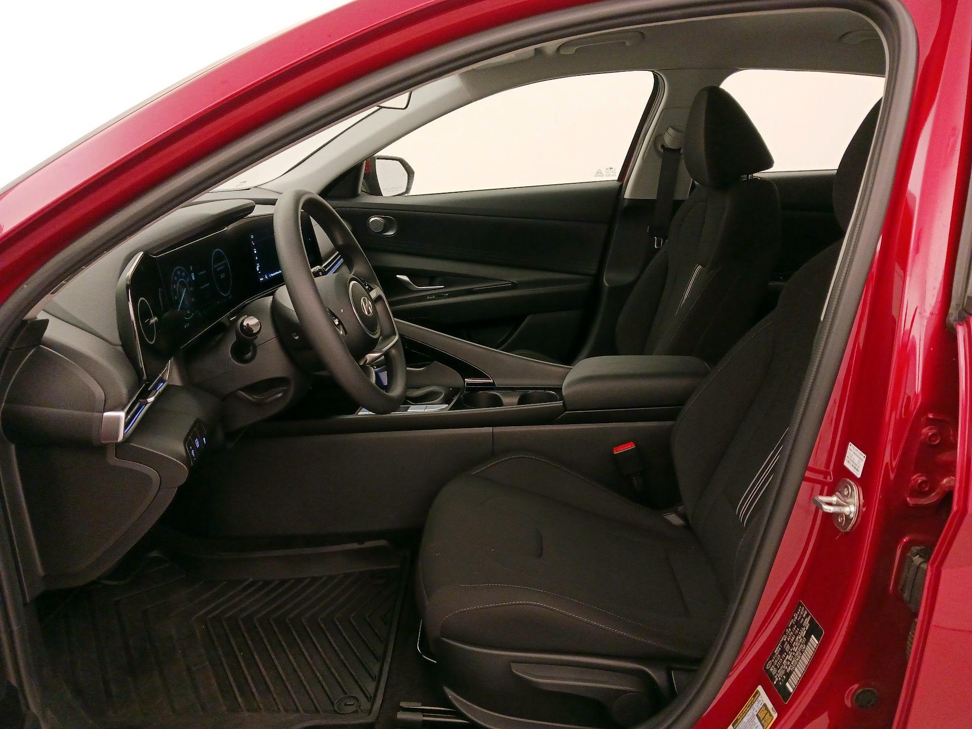 Thumbnail: 2024 Hyundai Elantra - 11