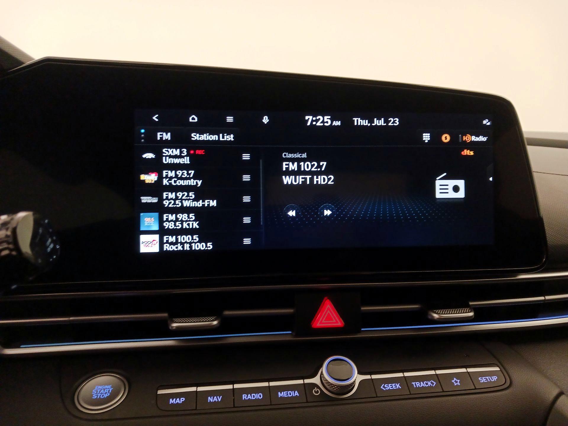 Thumbnail: 2024 Hyundai Elantra - 16