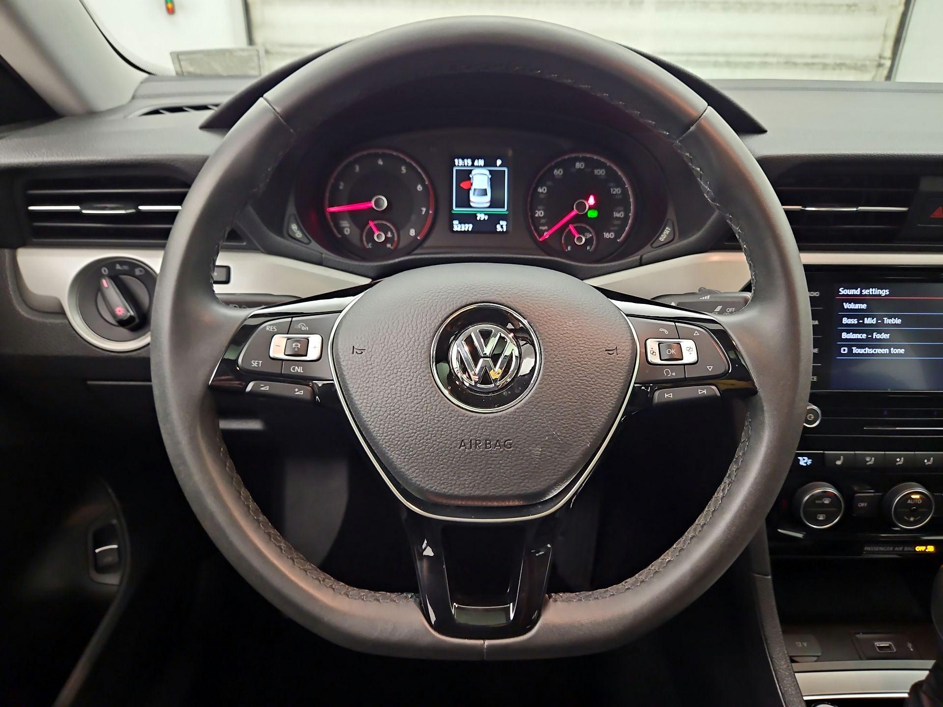 Thumbnail: 2022 Volkswagen Passat - 10