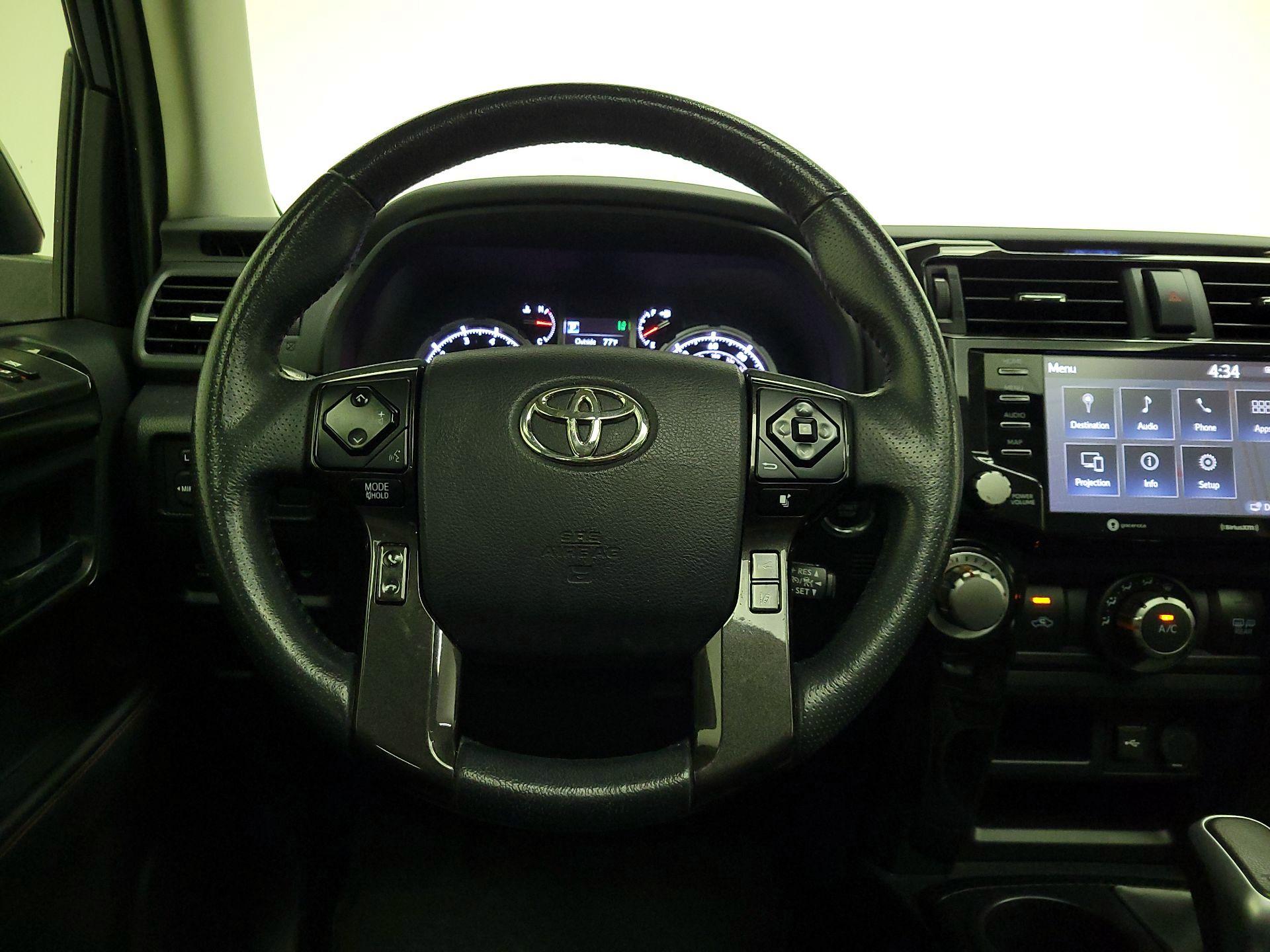 Thumbnail: 2022 Toyota 4Runner - 10