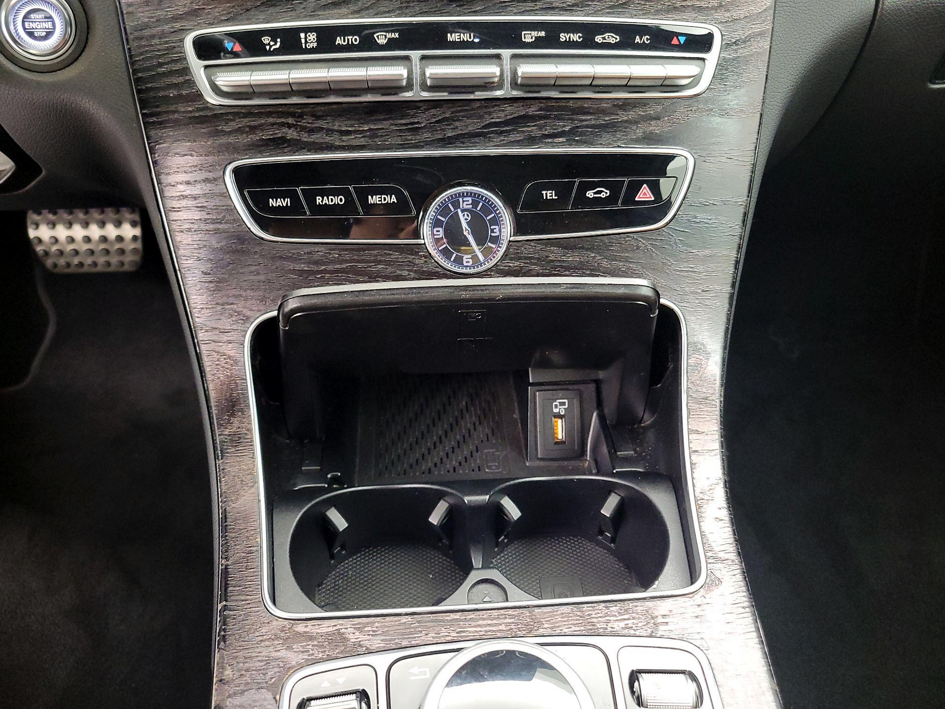 Thumbnail: 2020 Mercedes-Benz C-Class - 18