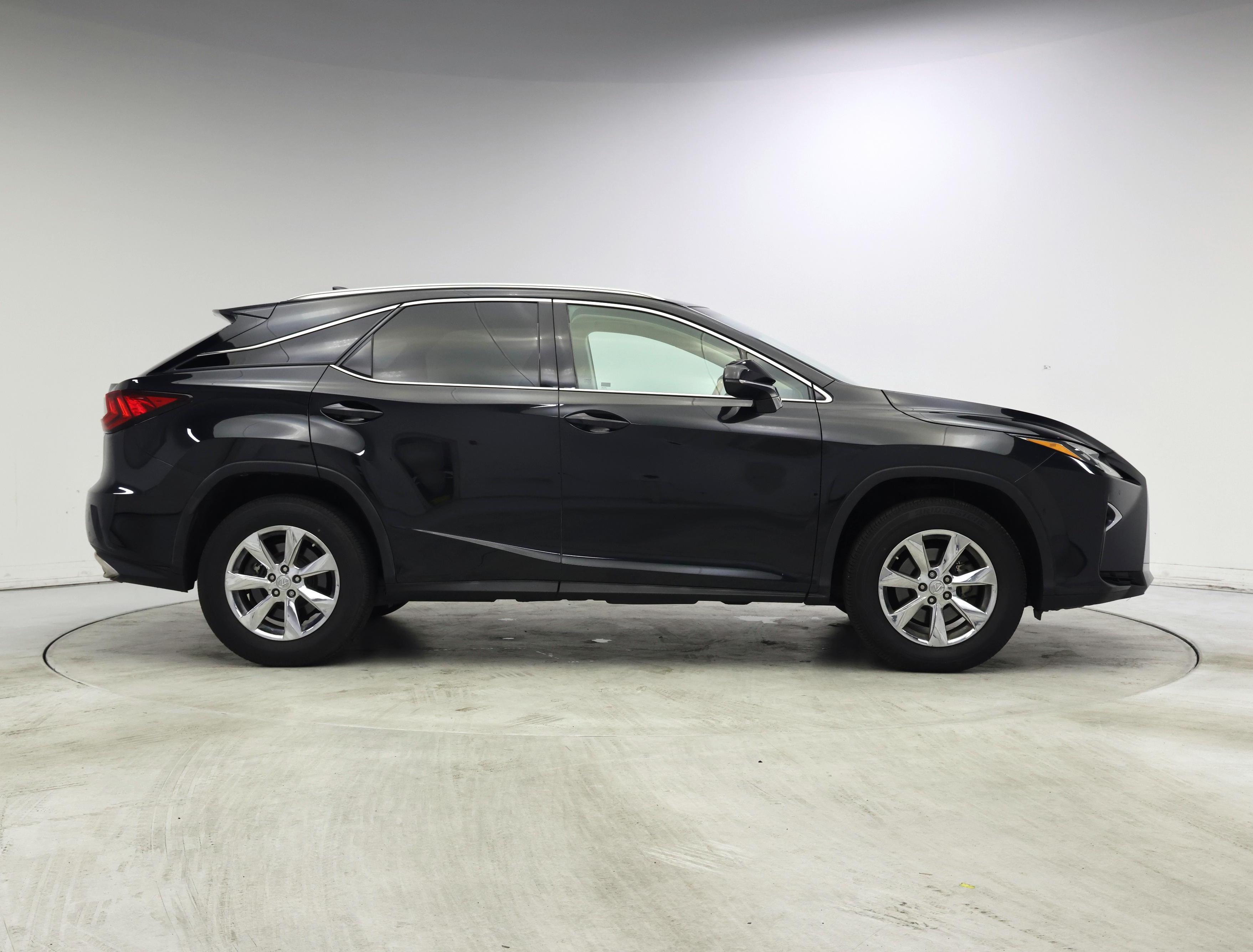 Thumbnail: 2017 Lexus RX - 7