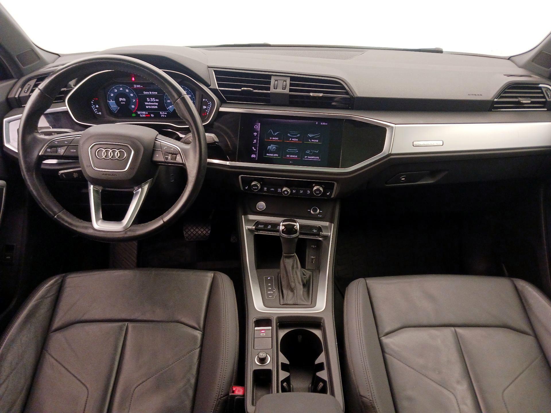 Thumbnail: 2020 Audi Q3 - 9