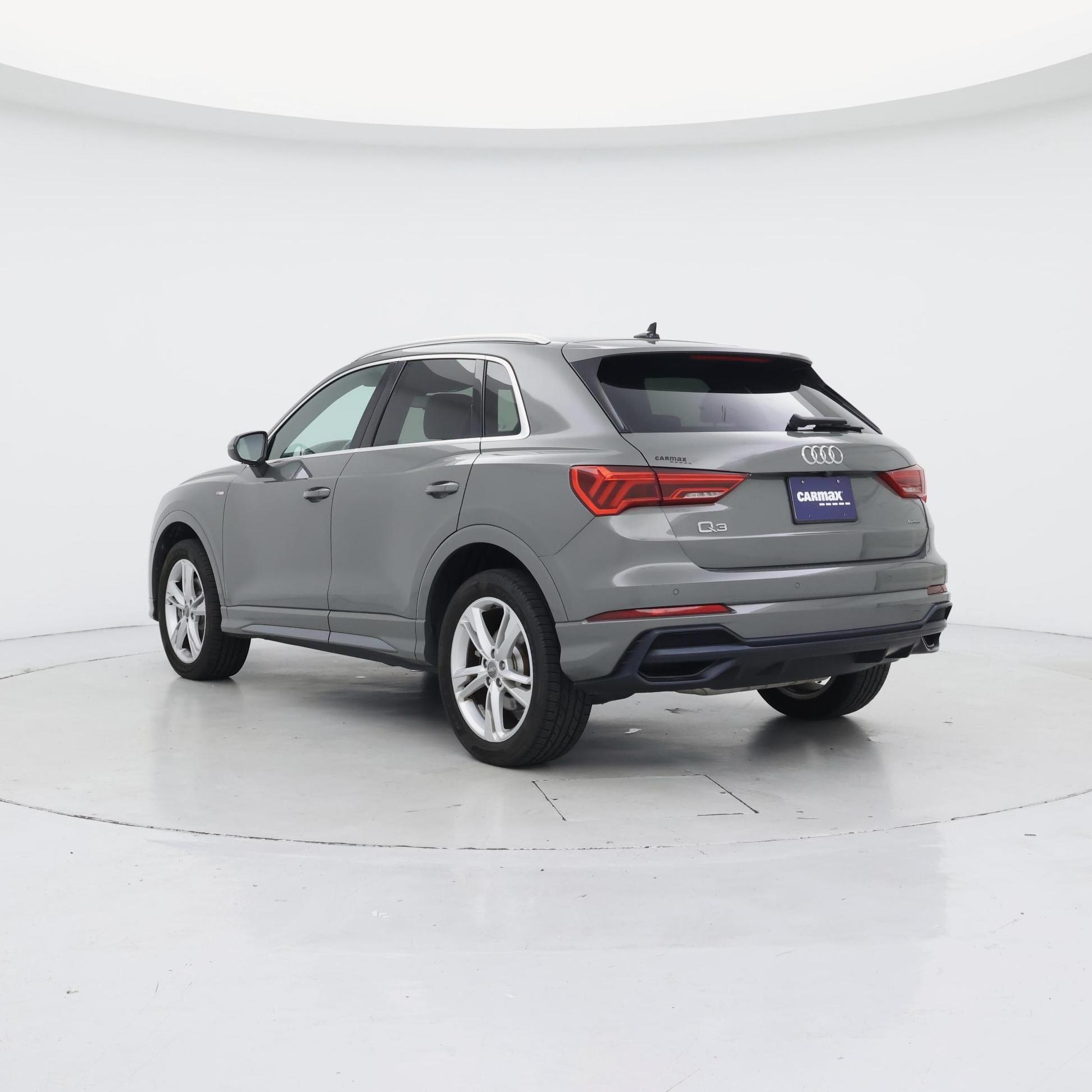 Thumbnail: 2020 Audi Q3 - 2