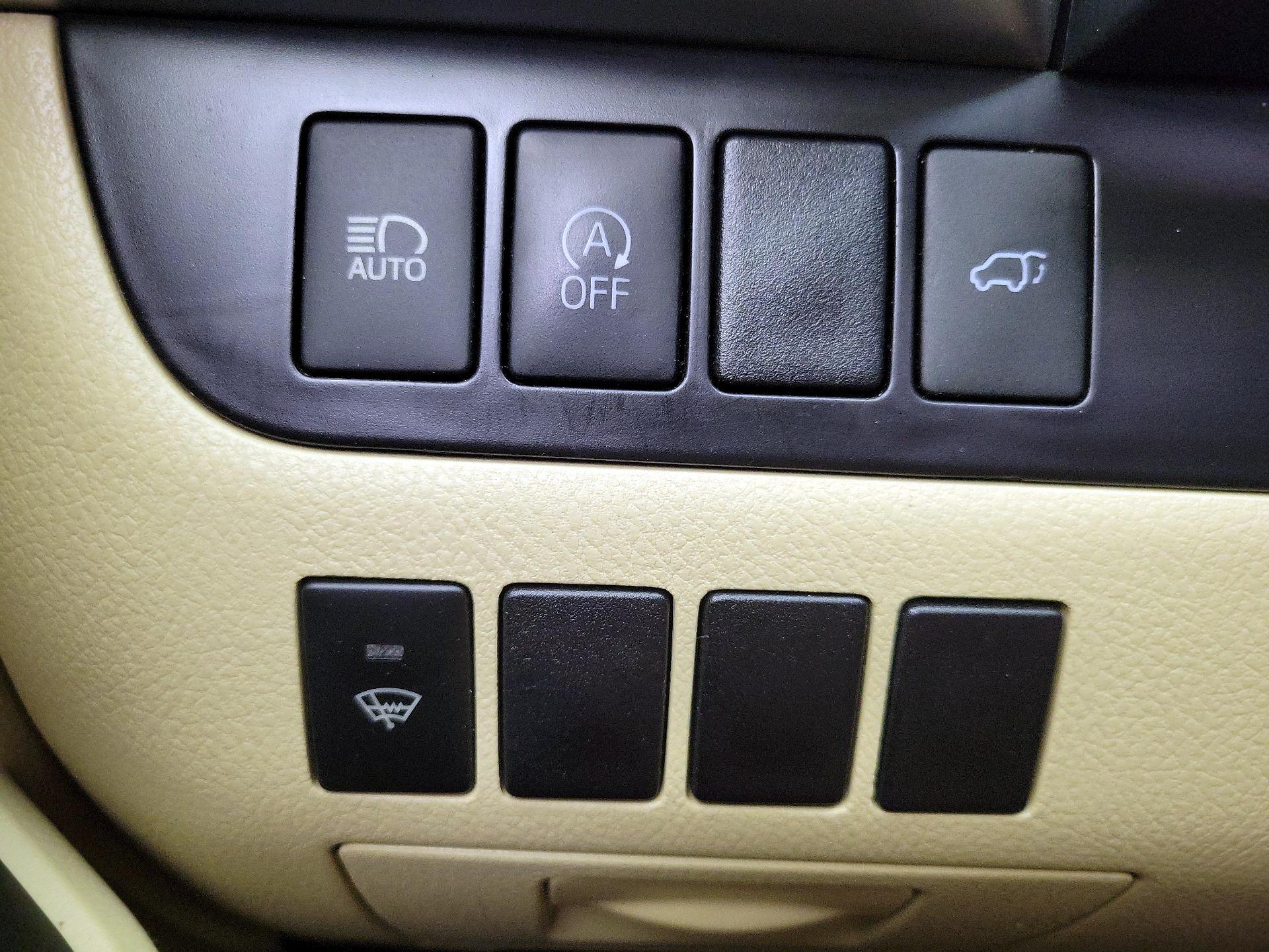 Thumbnail: 2019 Toyota Highlander - 13