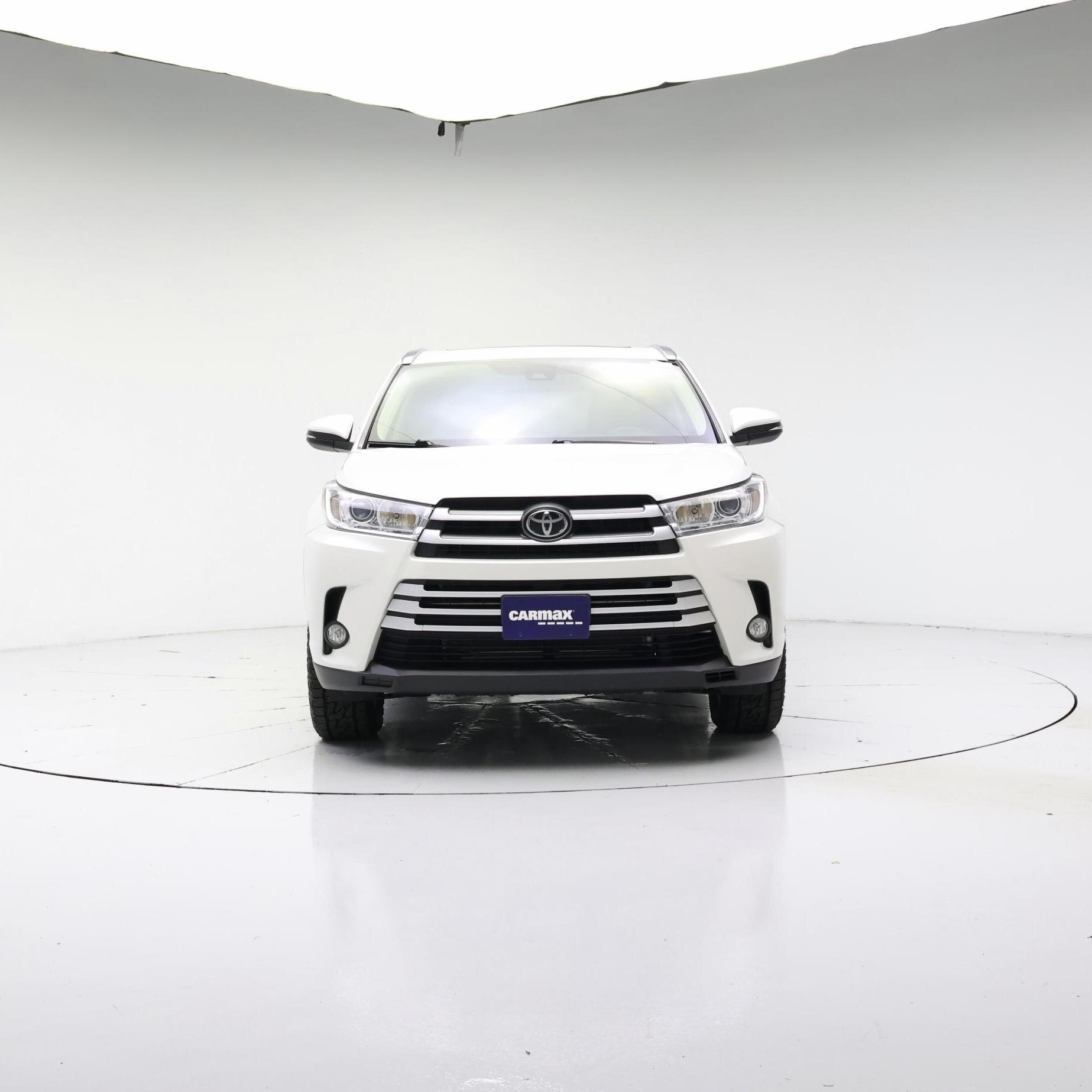 Thumbnail: 2019 Toyota Highlander - 5