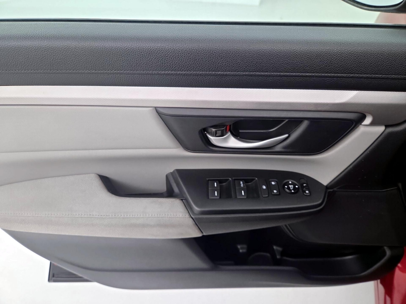 2020 Honda CR-V LX - Photo 13