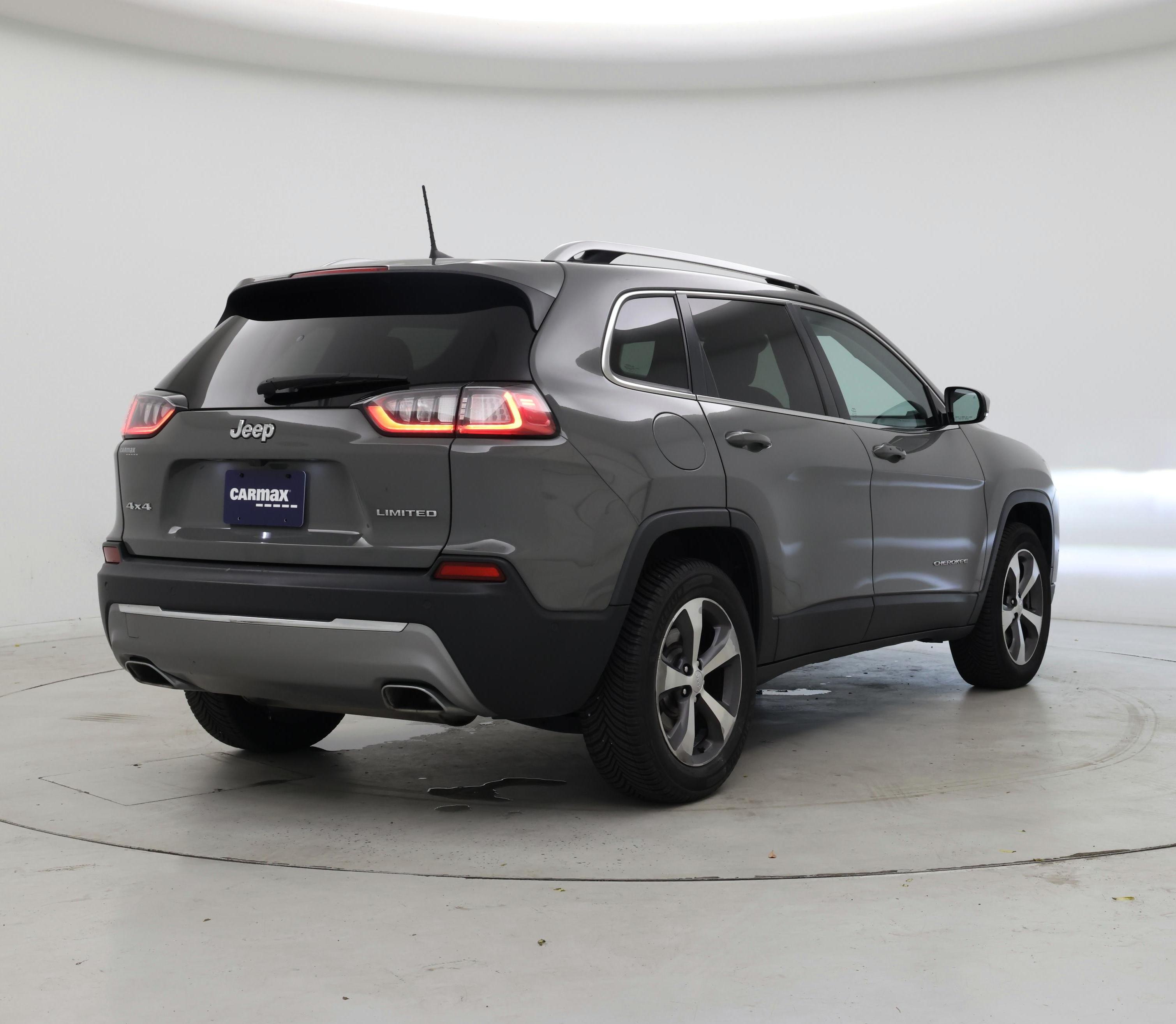 Thumbnail: 2021 Jeep Cherokee - 8