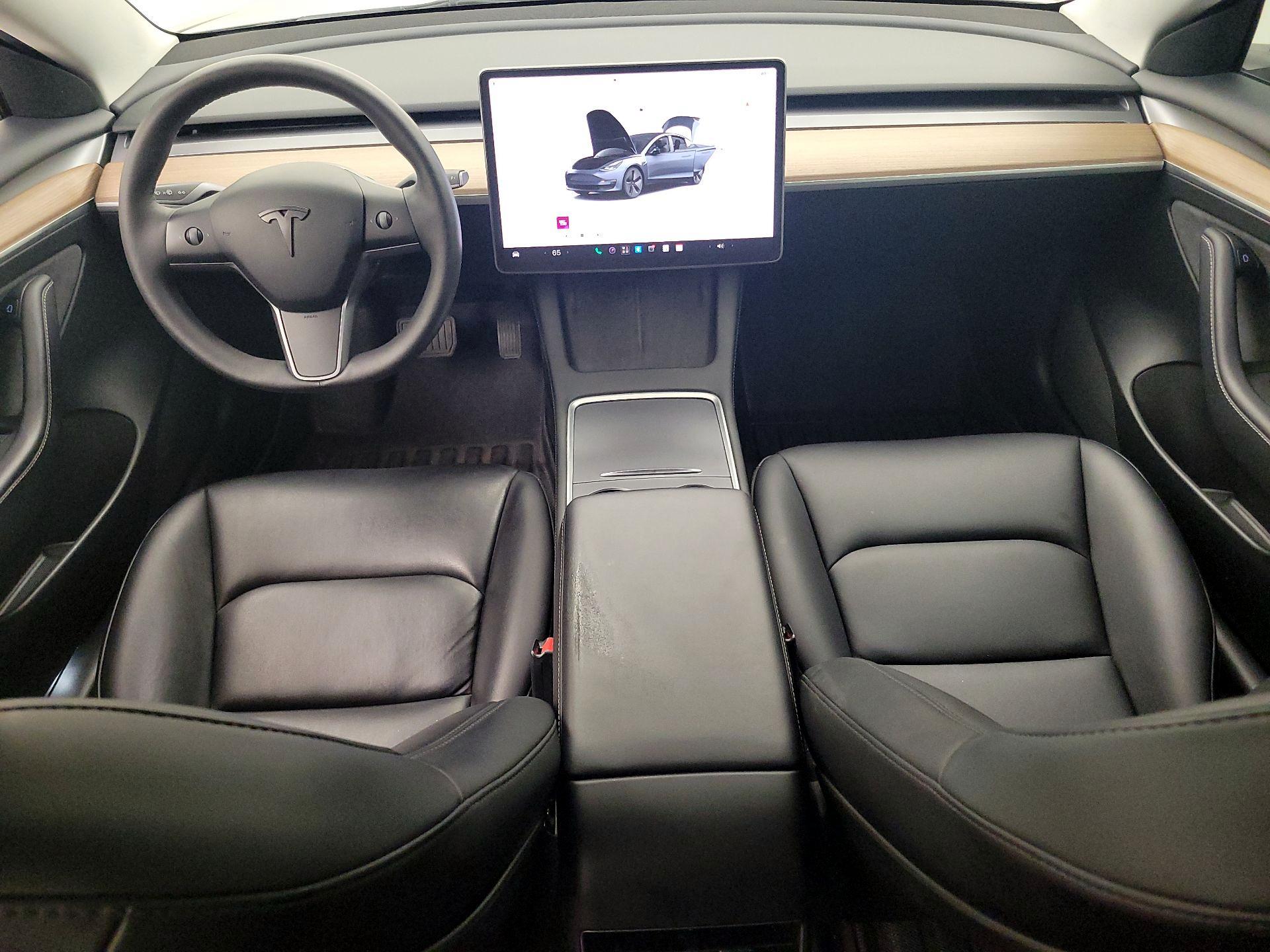 Thumbnail: 2023 Tesla Model 3 - 9