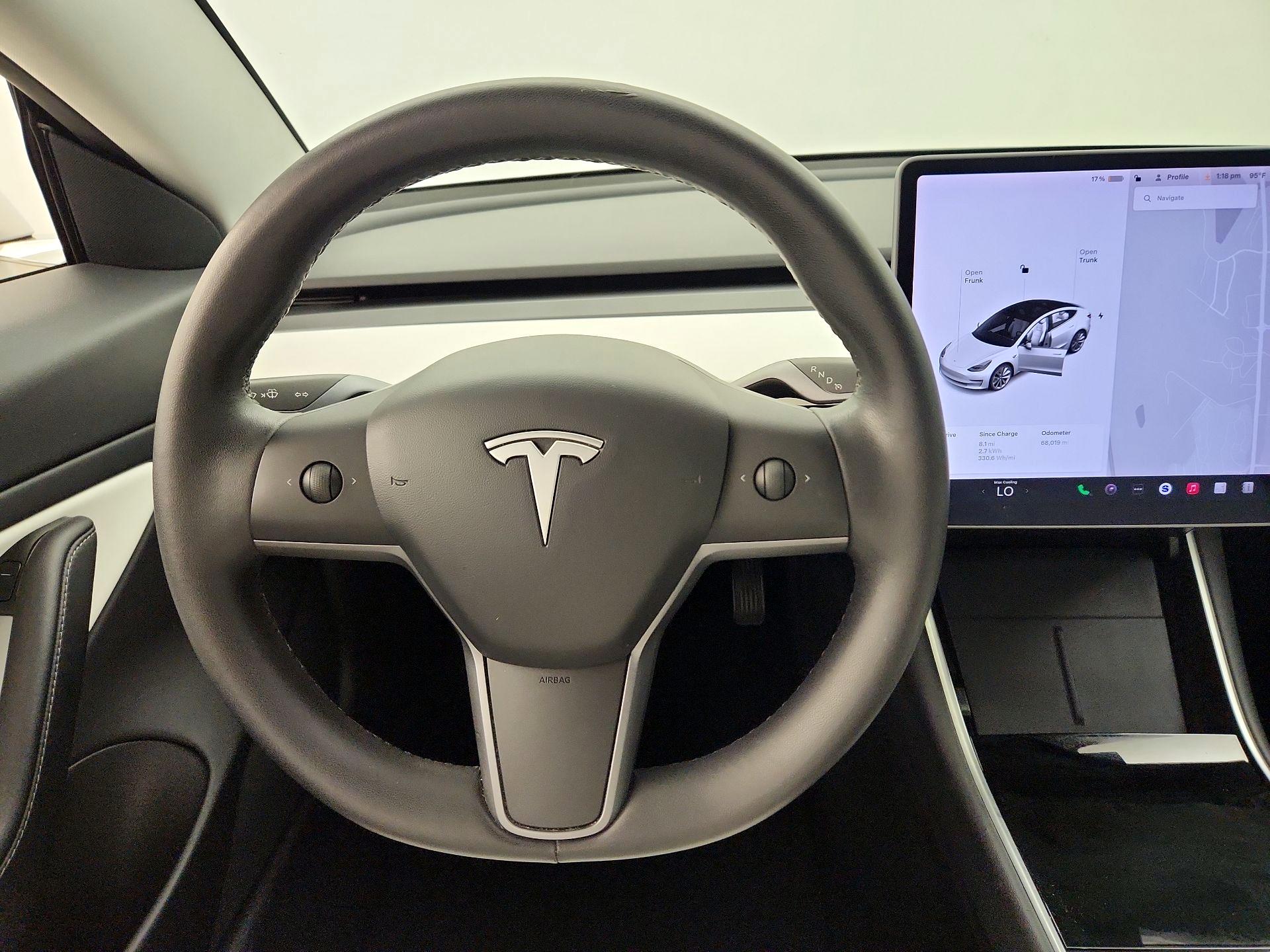 Thumbnail: 2020 Tesla Model 3 - 10
