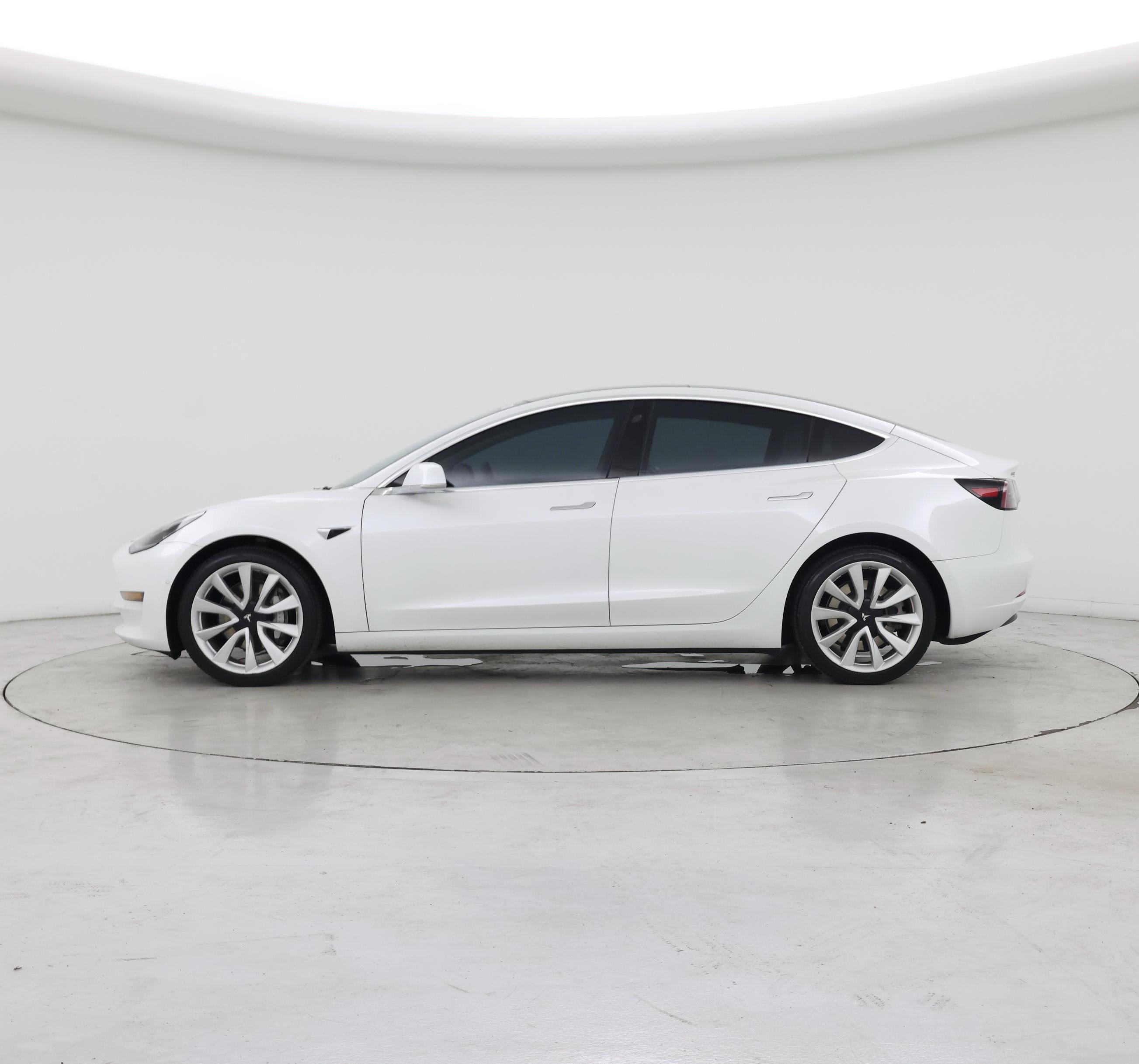 Thumbnail: 2020 Tesla Model 3 - 3