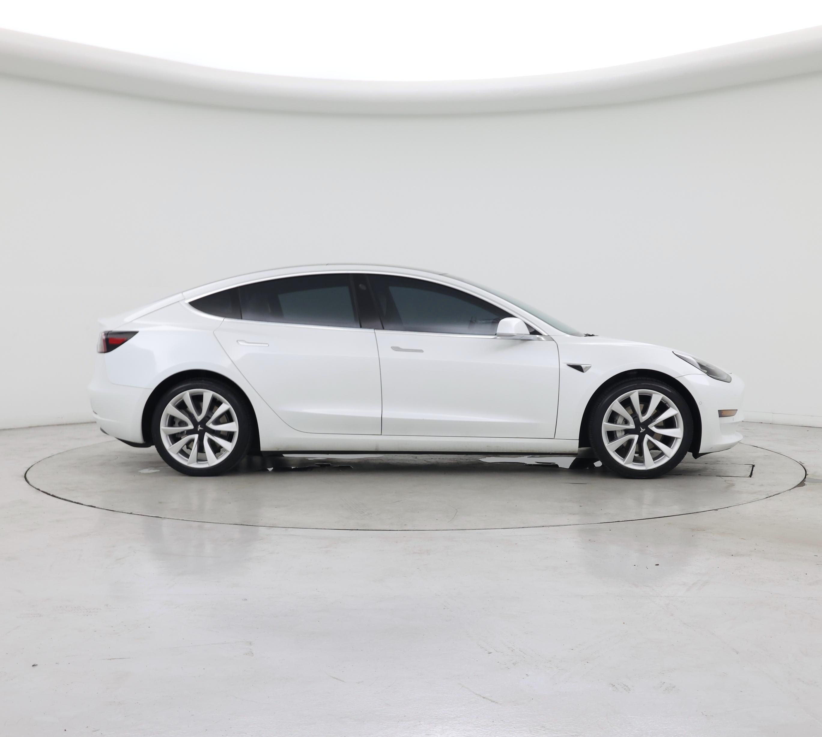 Thumbnail: 2020 Tesla Model 3 - 7