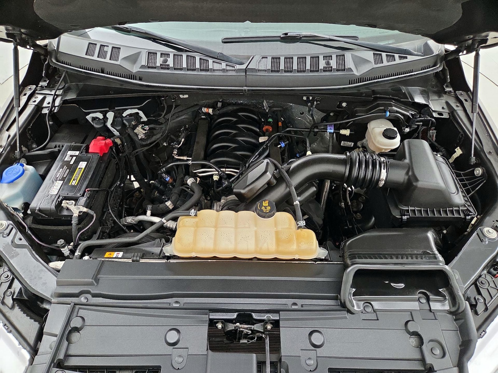 2020 Ford F-150 XLT - Photo 23