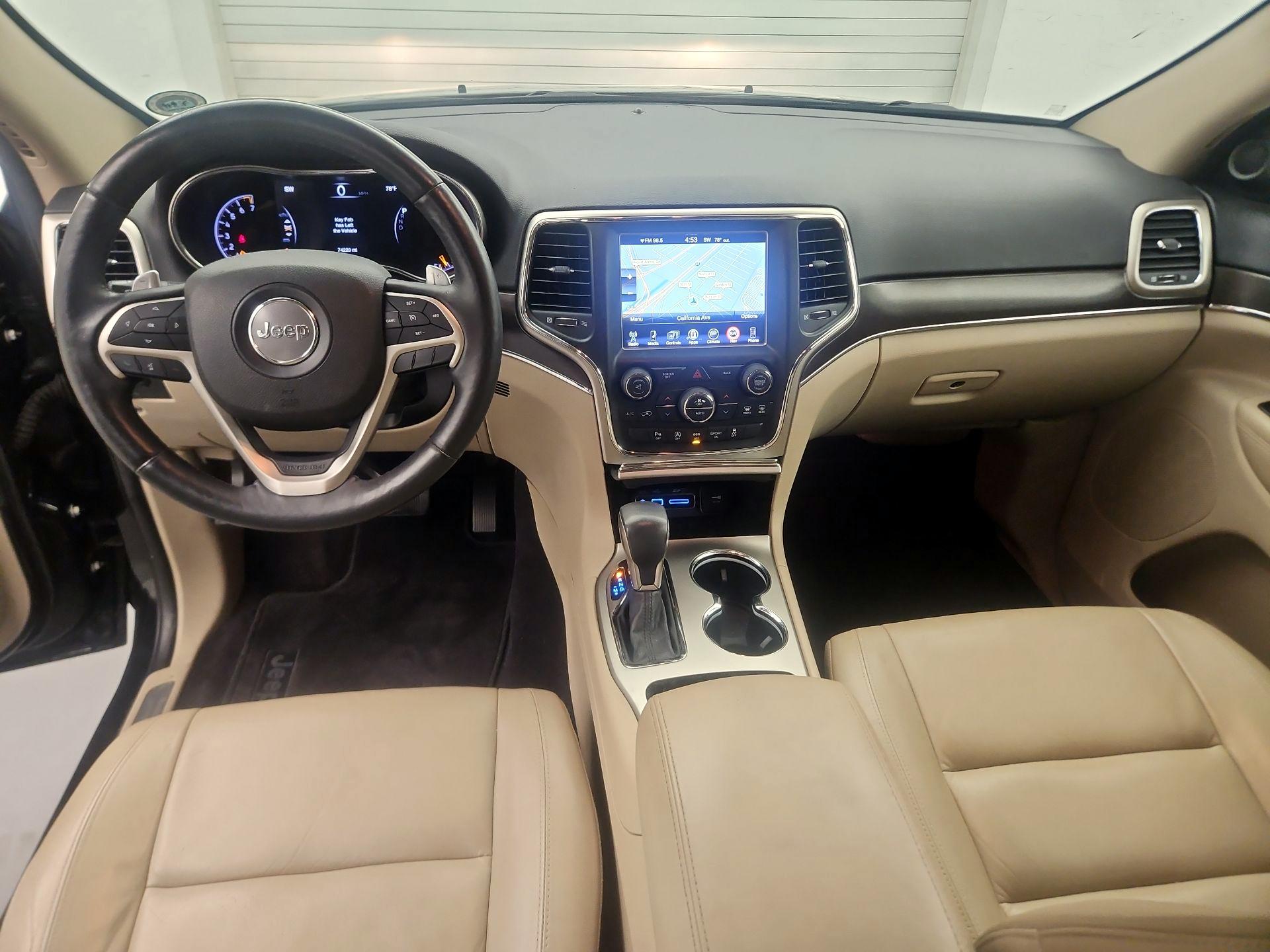 Thumbnail: 2017 Jeep Grand Cherokee - 9