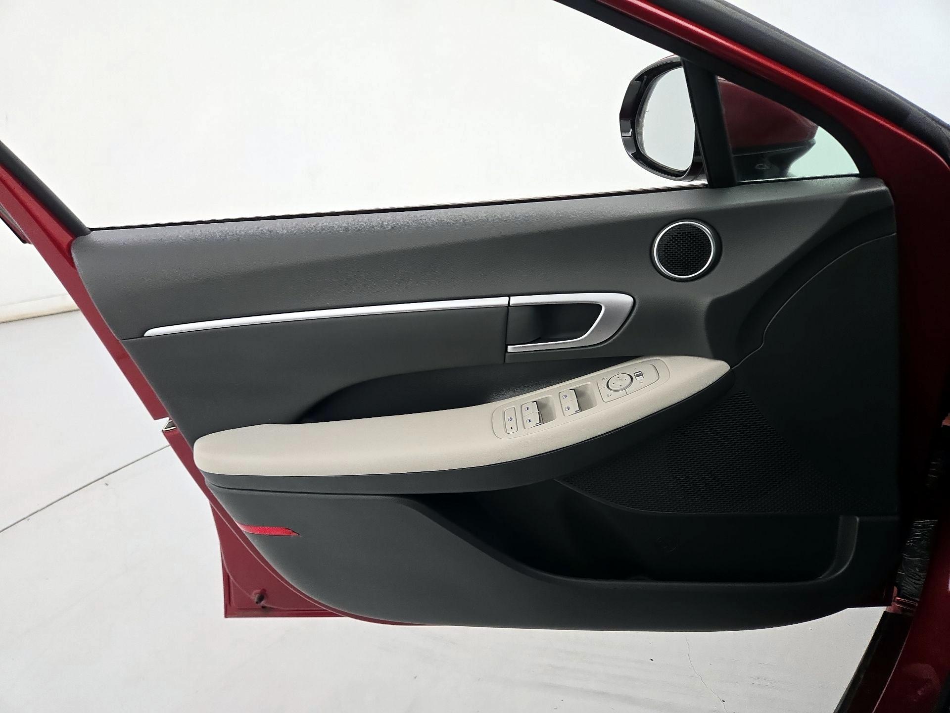 Thumbnail: 2024 Hyundai Sonata - 12