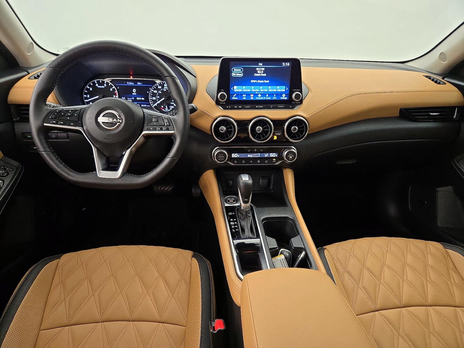 2025 Nissan Sentra SV - Photo 10