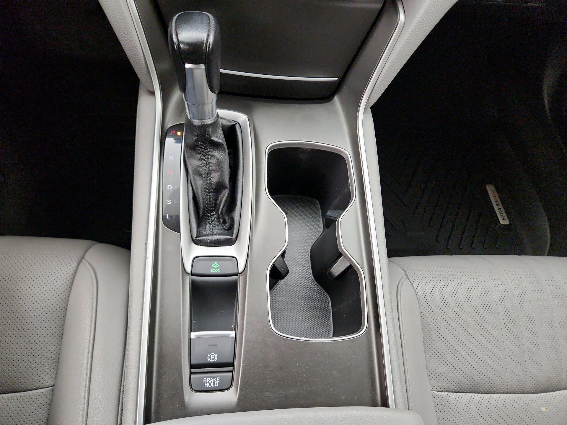Thumbnail: 2019 Honda Accord - 17