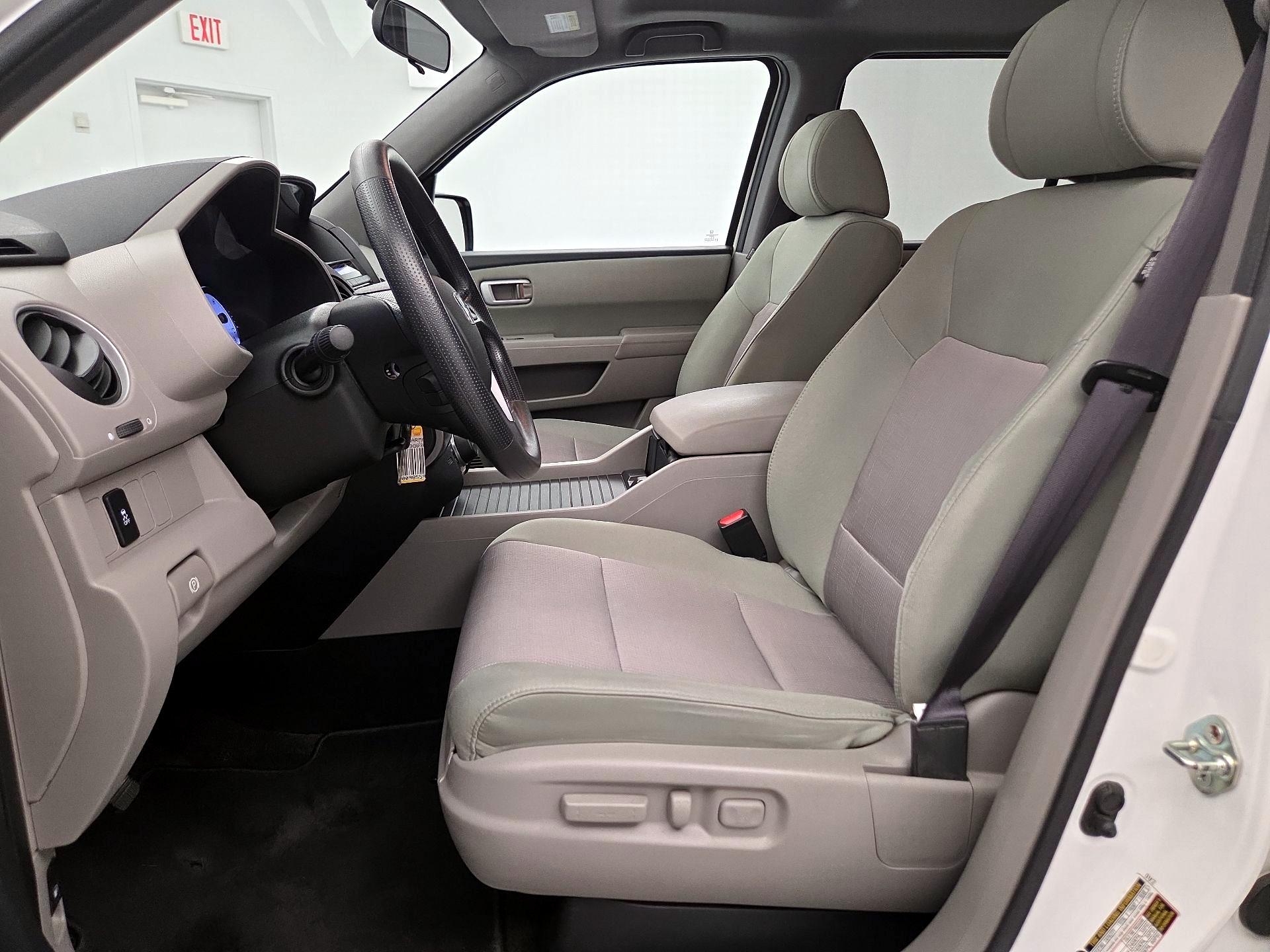 Thumbnail: 2015 Honda Pilot - 11