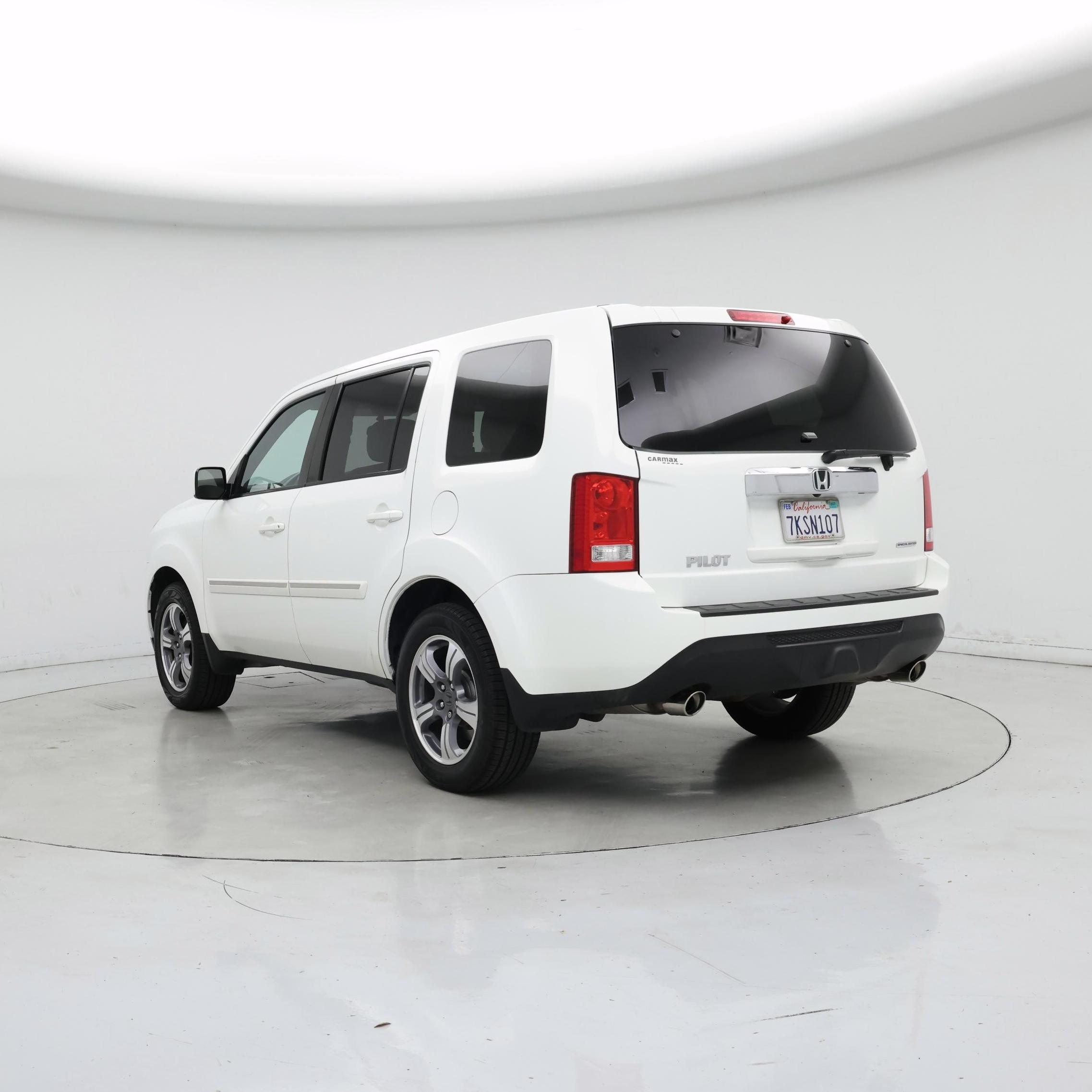 Thumbnail: 2015 Honda Pilot - 2