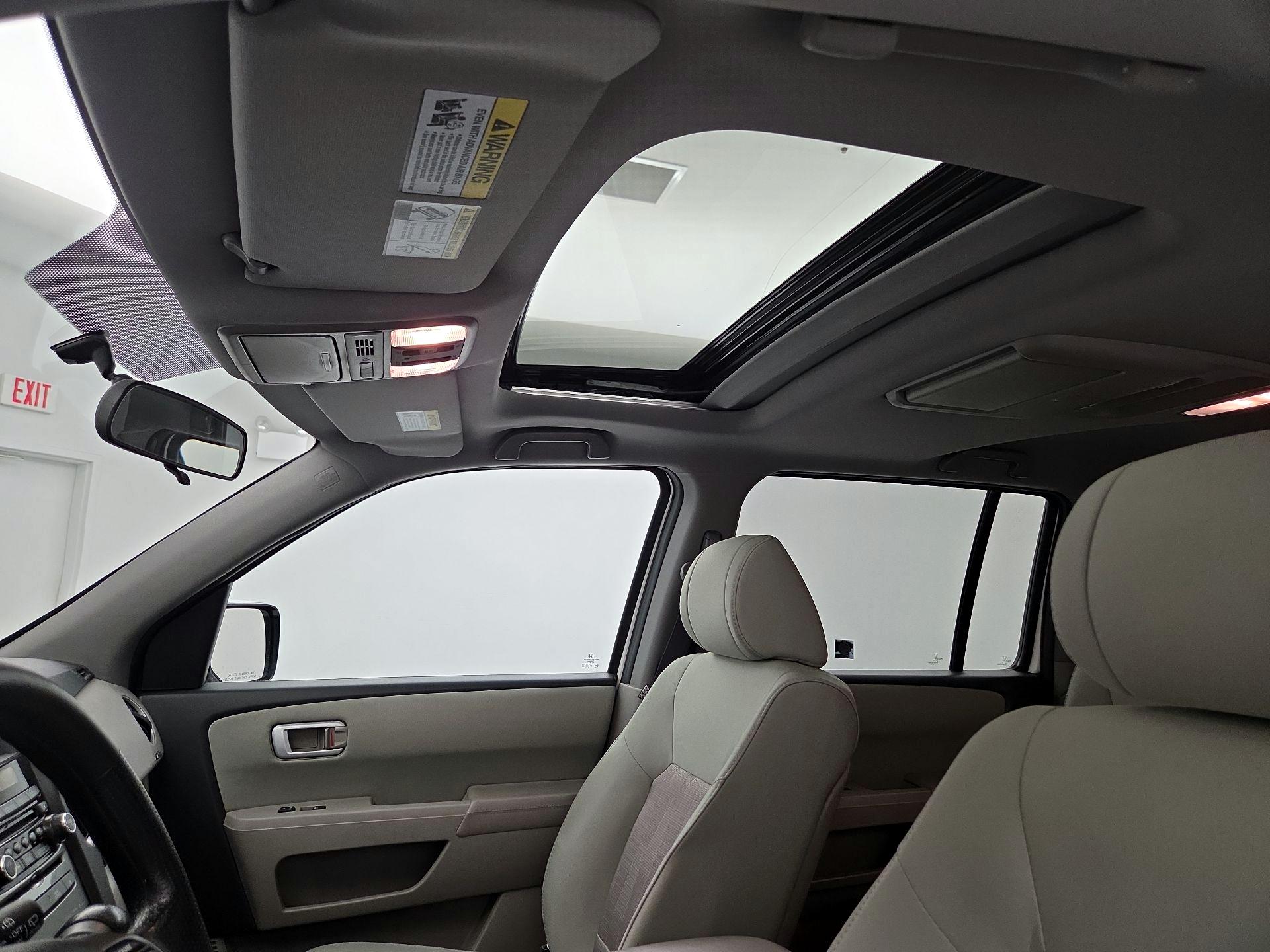 Thumbnail: 2015 Honda Pilot - 19