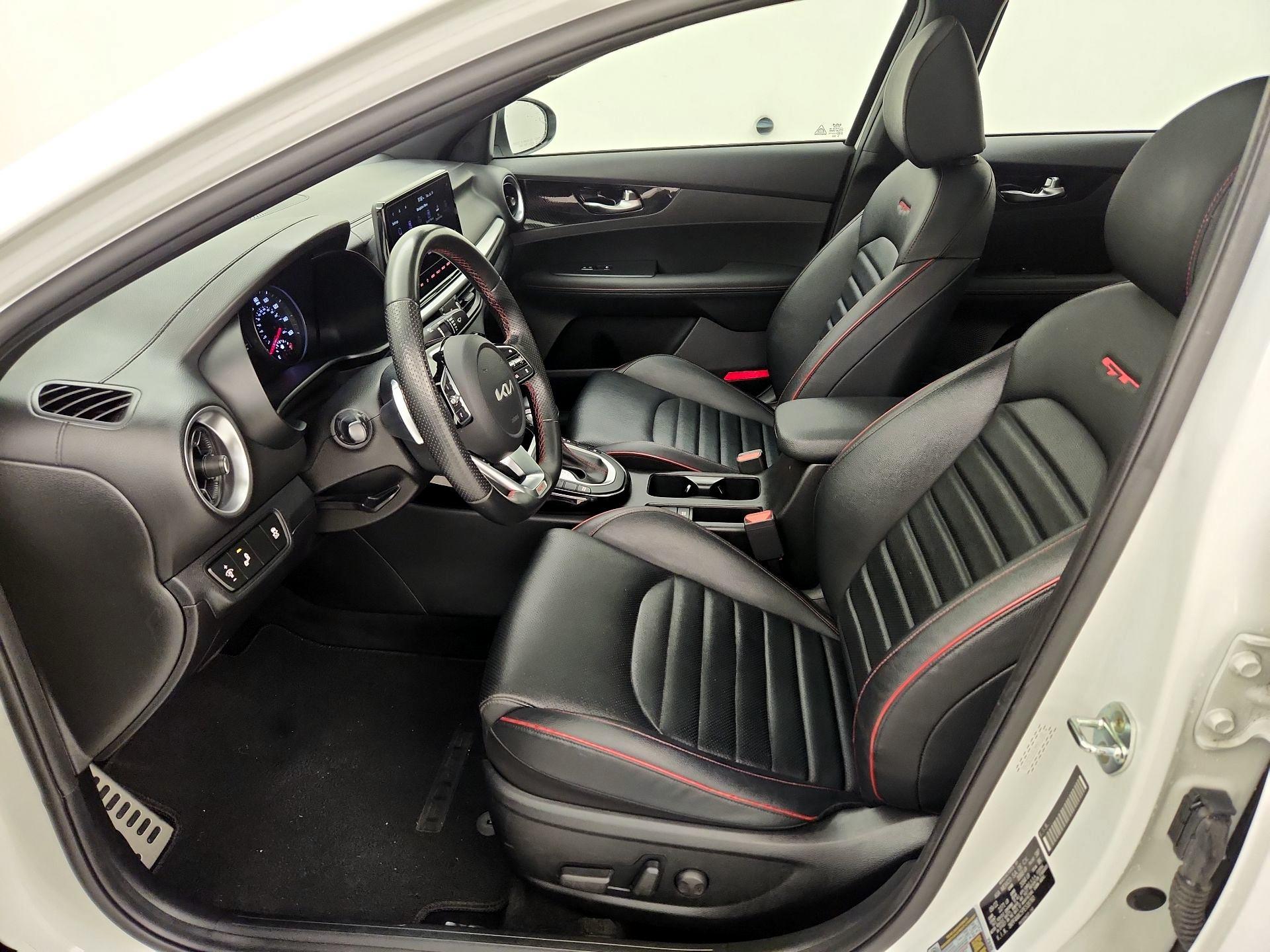 Thumbnail: 2023 Kia Forte - 11