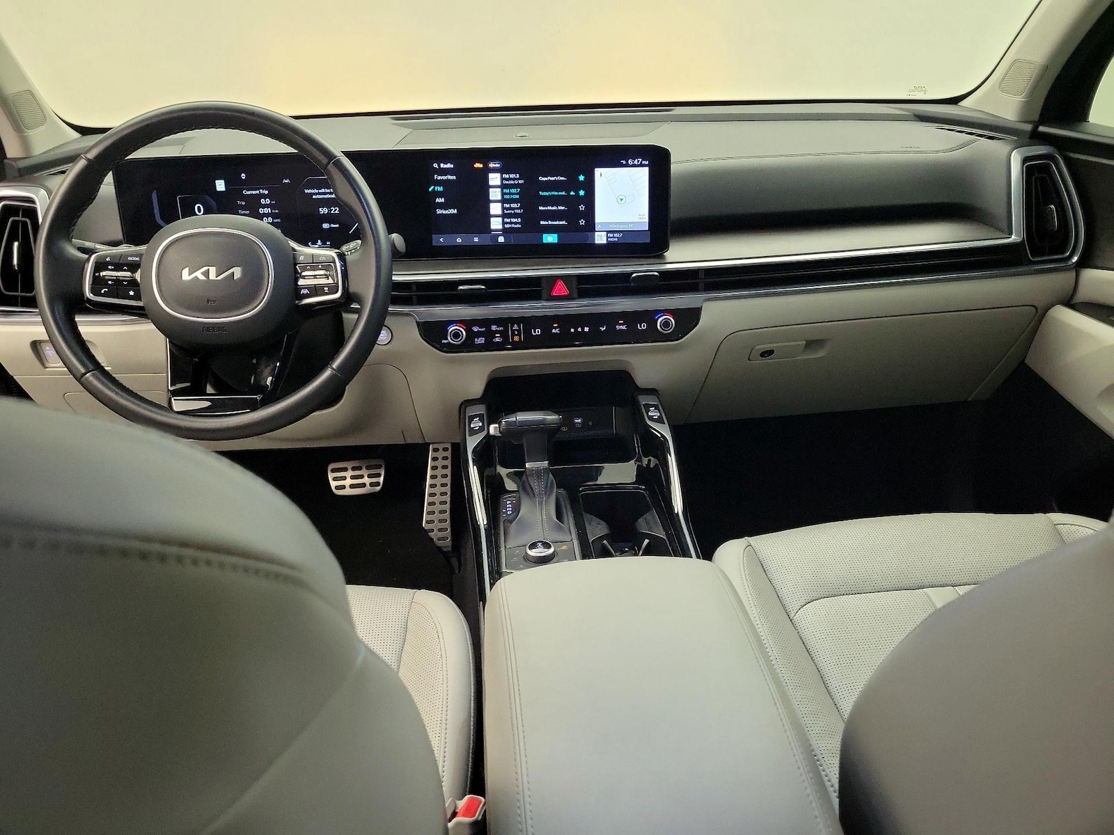 Apple CarPlay® & Android Auto™