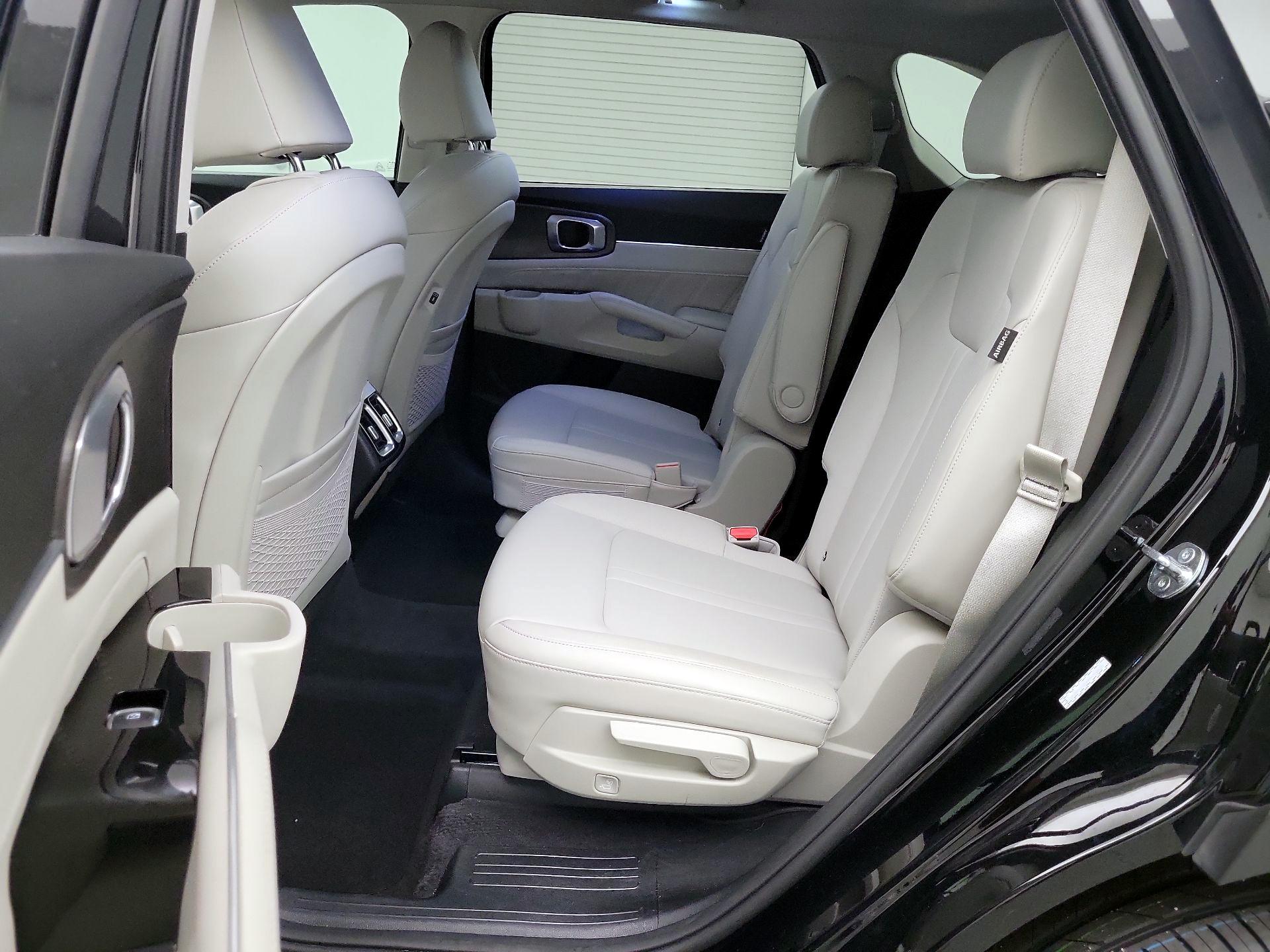 Thumbnail: 2024 Kia Sorento - 20